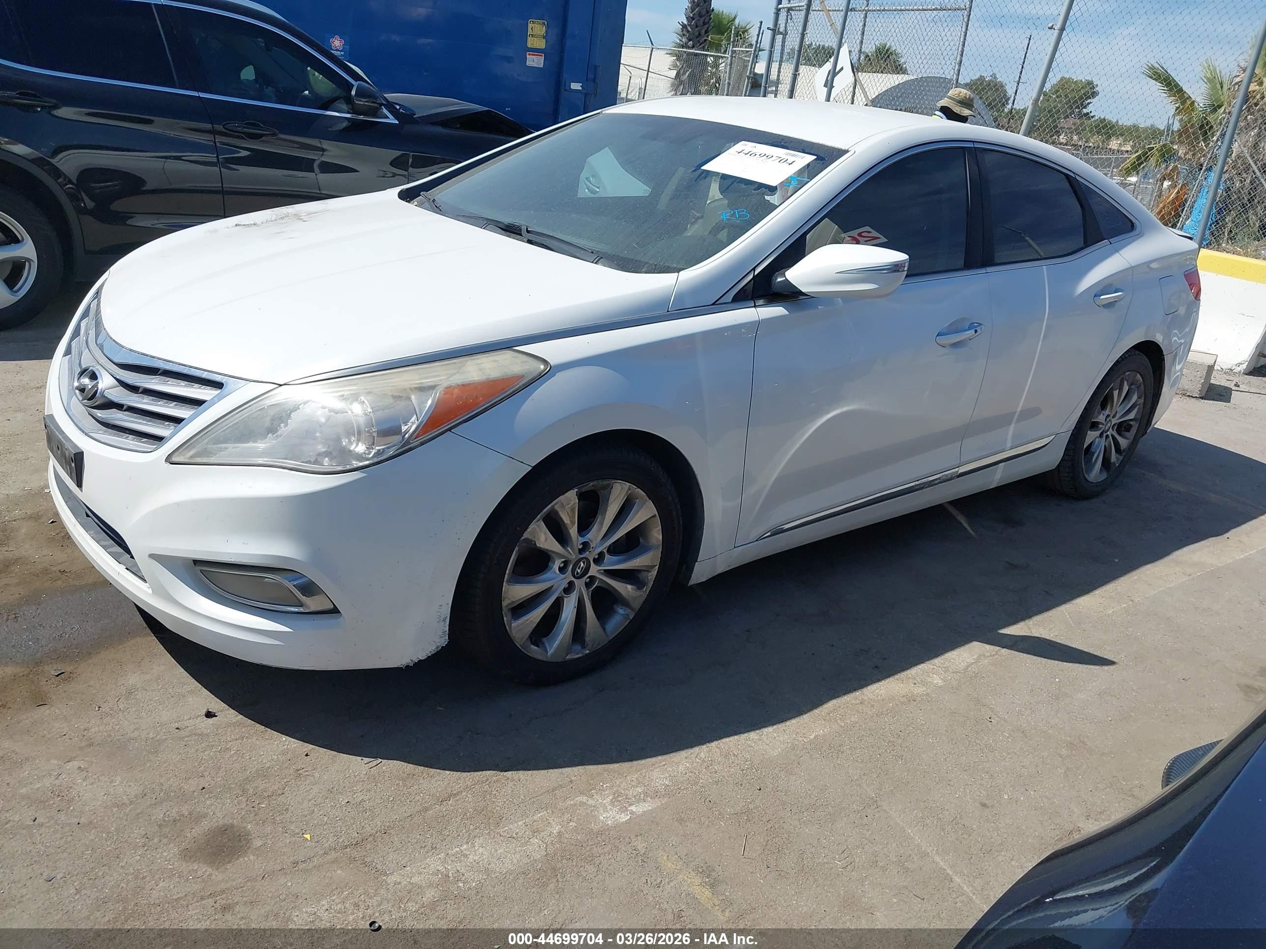 HYUNDAI AZERA image 2