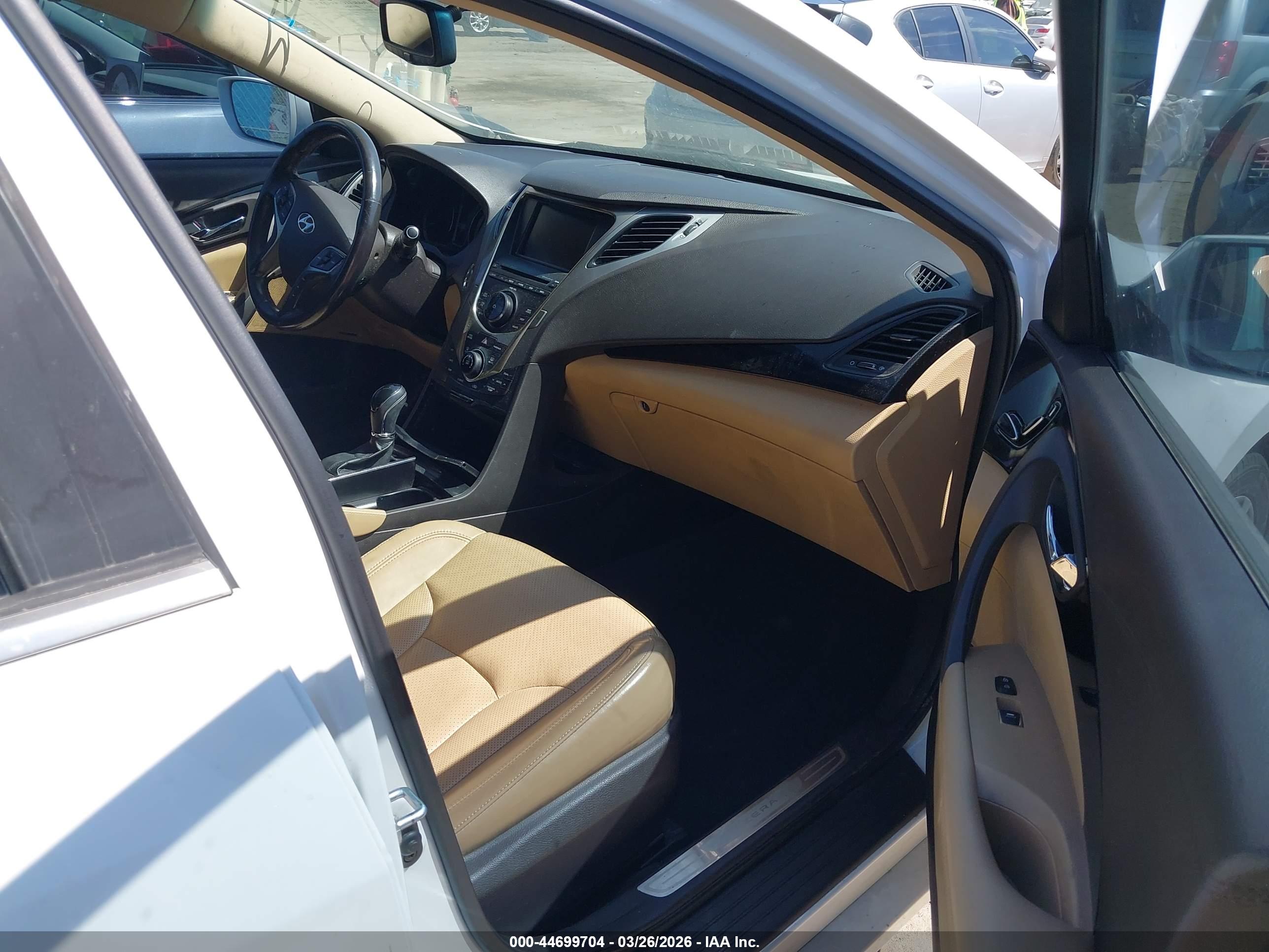 HYUNDAI AZERA image 5