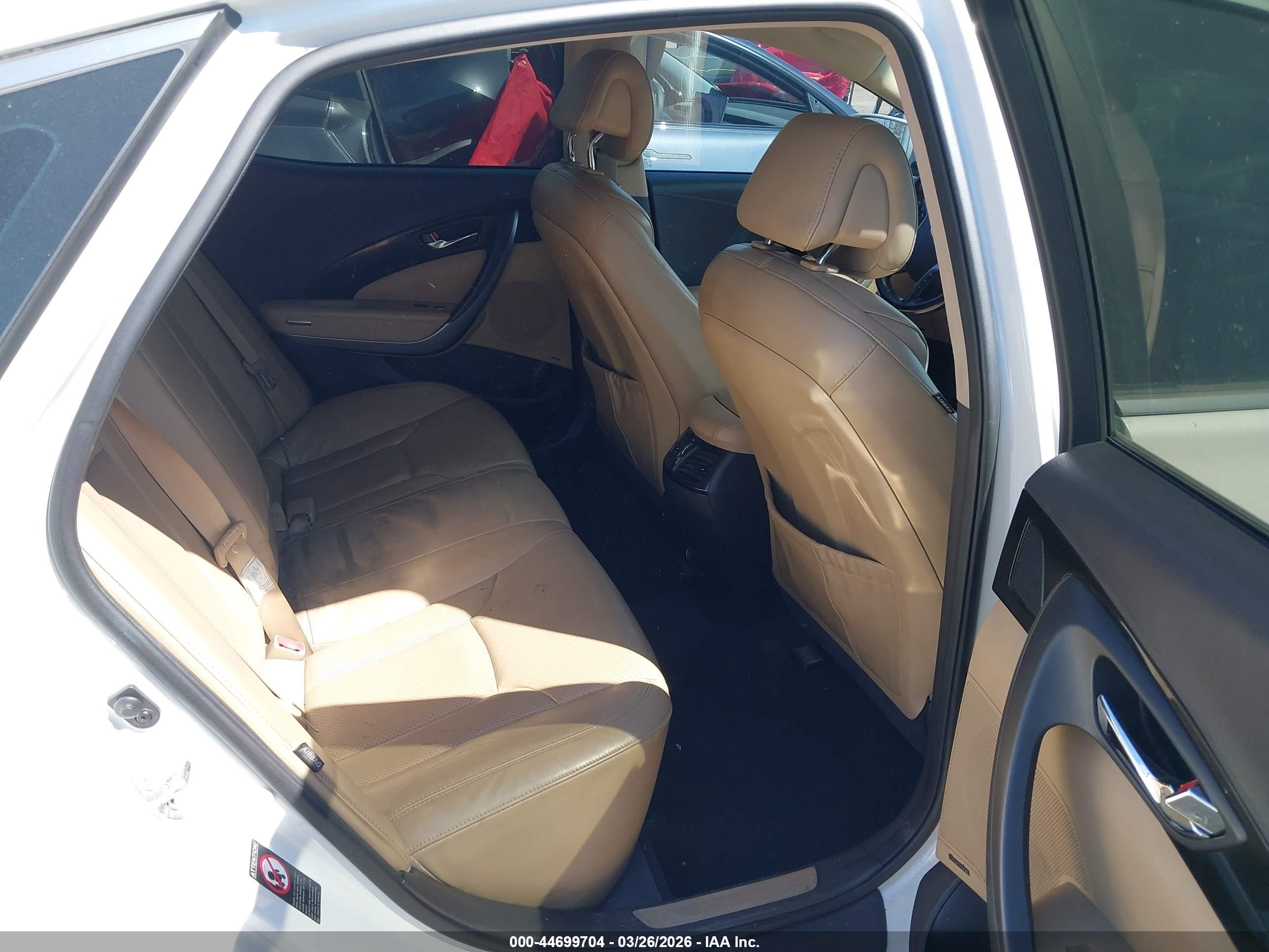 HYUNDAI AZERA image 8