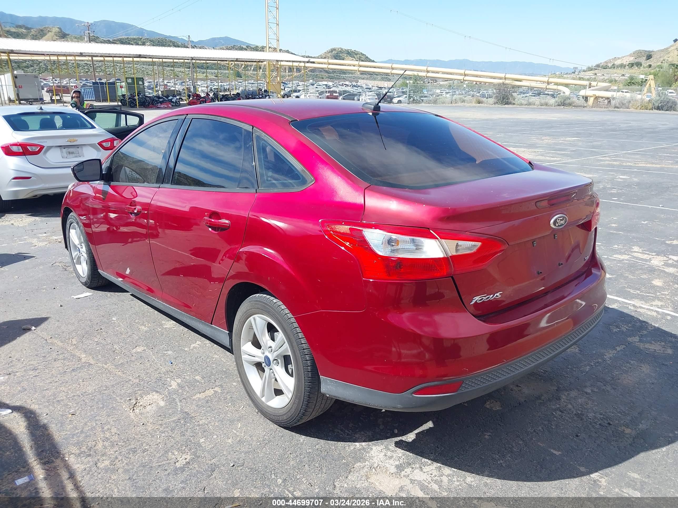 FORD FOCUS image 3