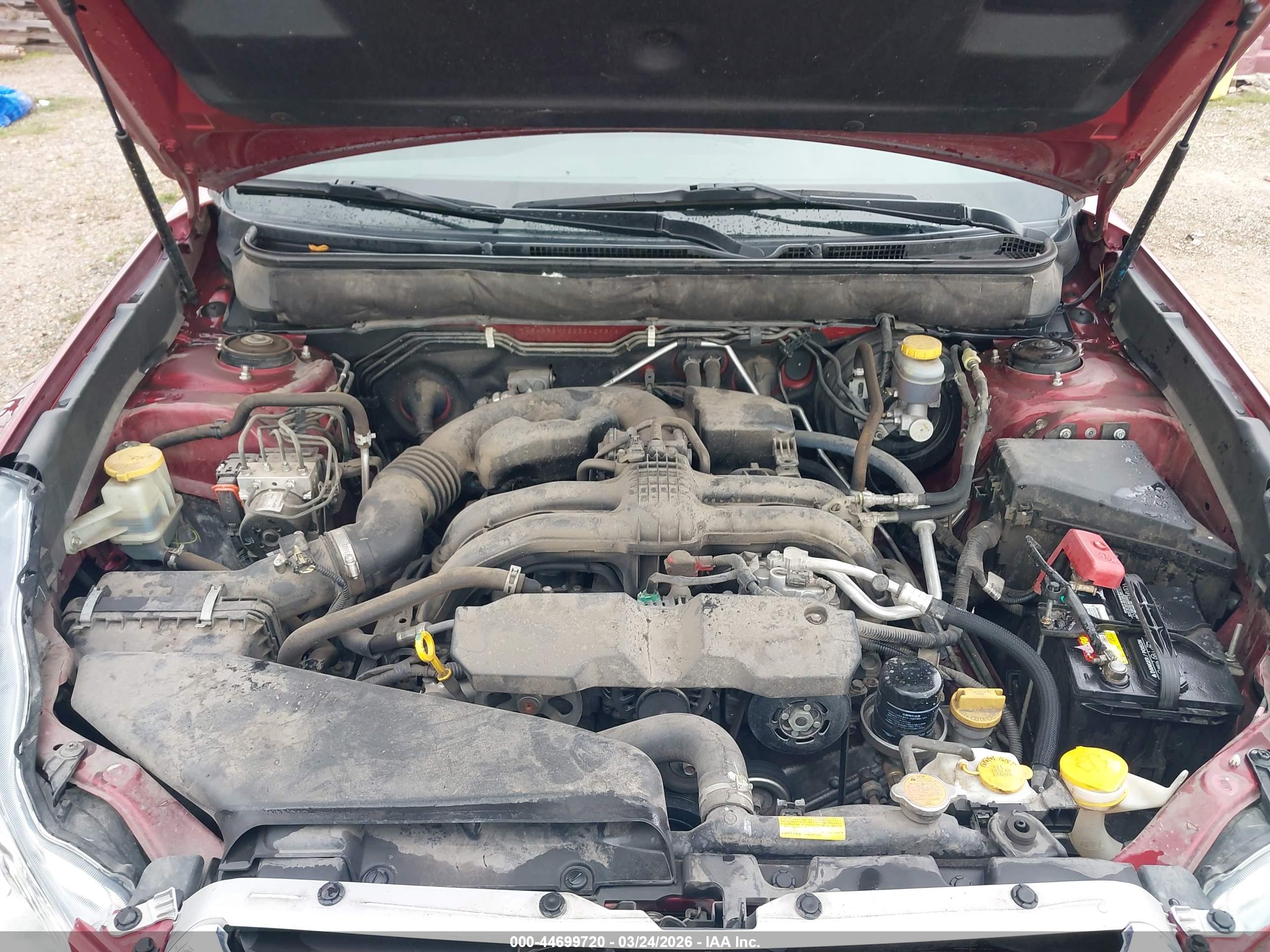 SUBARU OUTBACK image 10