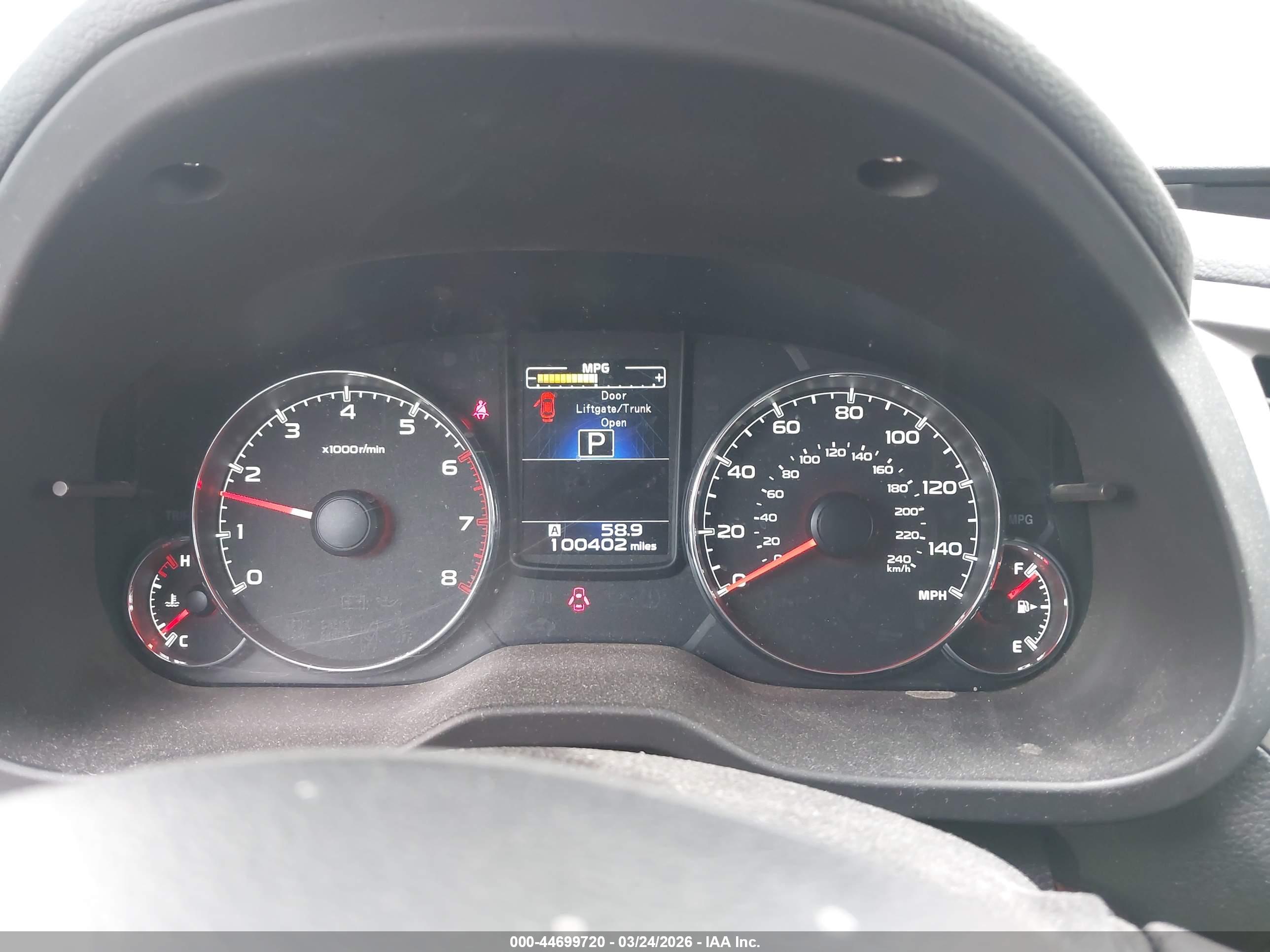 SUBARU OUTBACK image 7