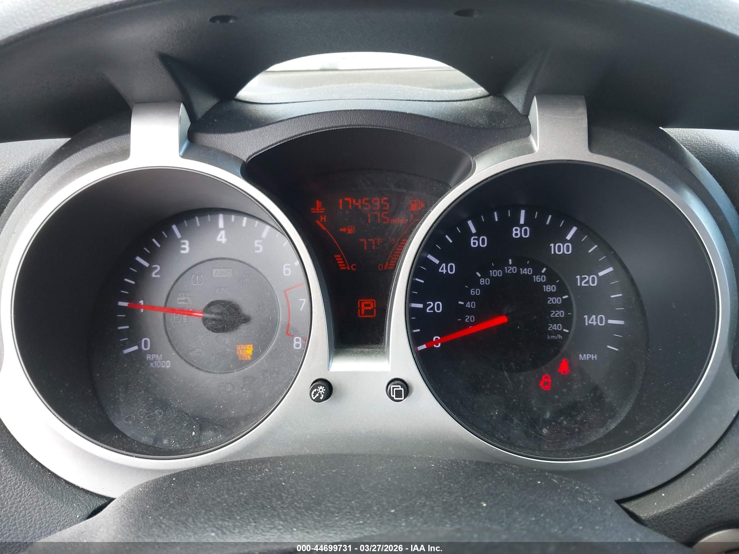 NISSAN JUKE image 7