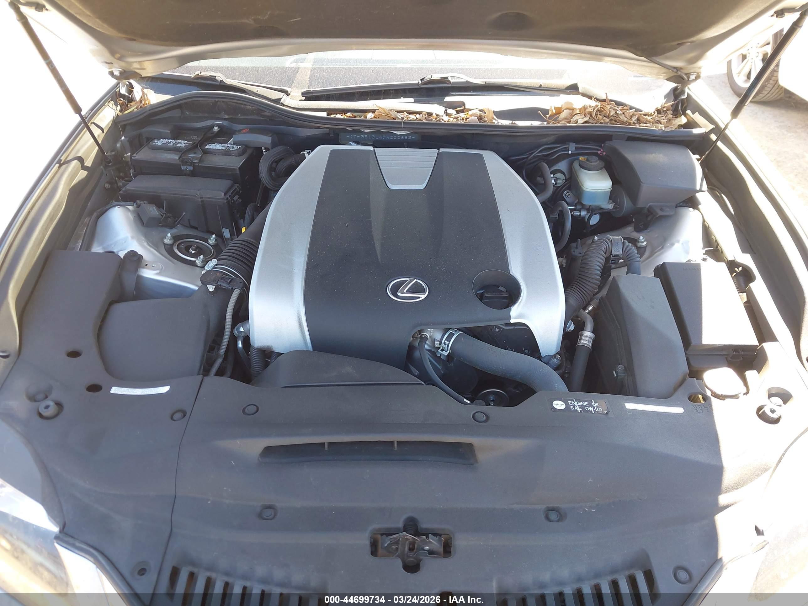 LEXUS GS image 10