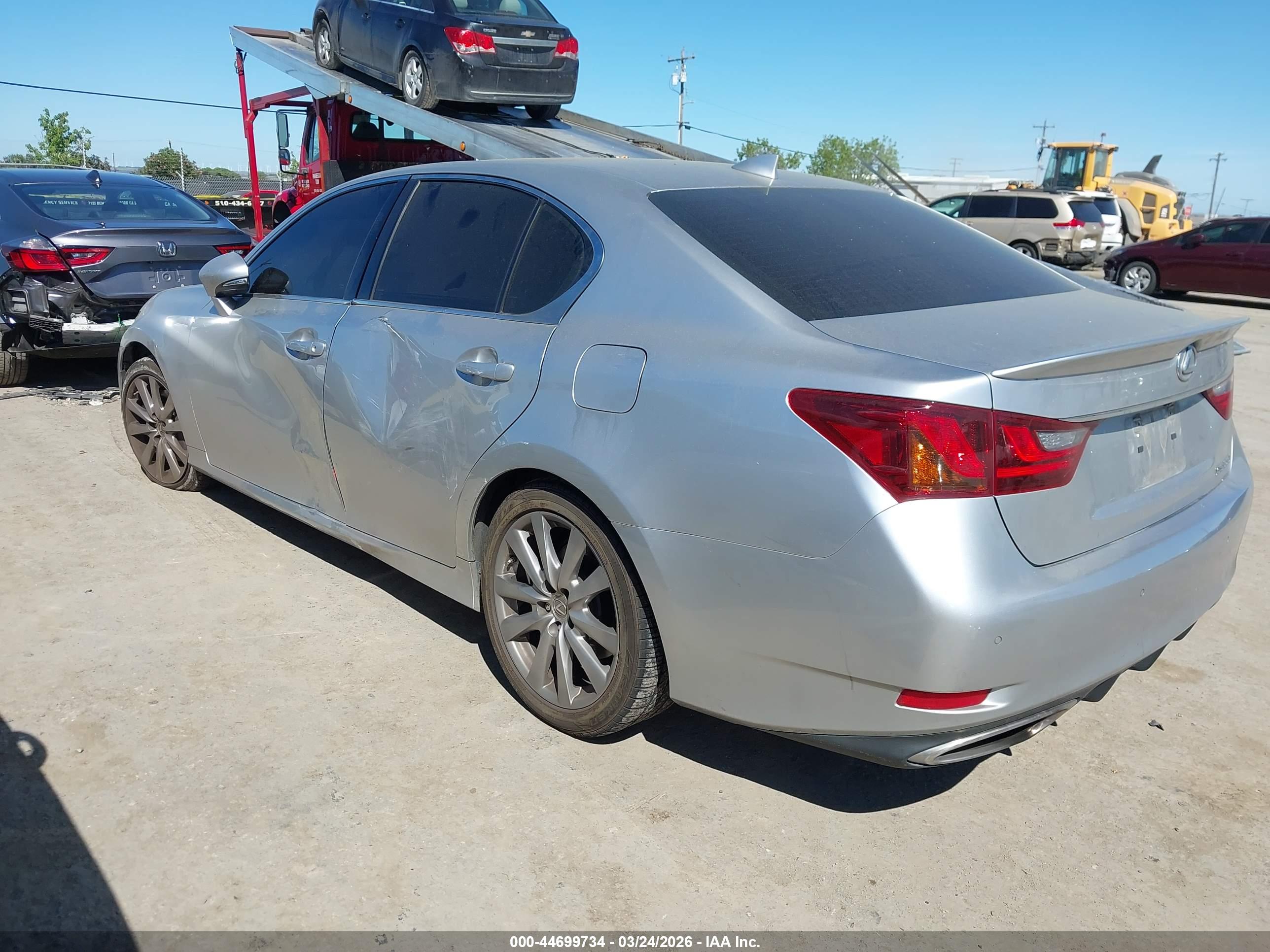 LEXUS GS image 3