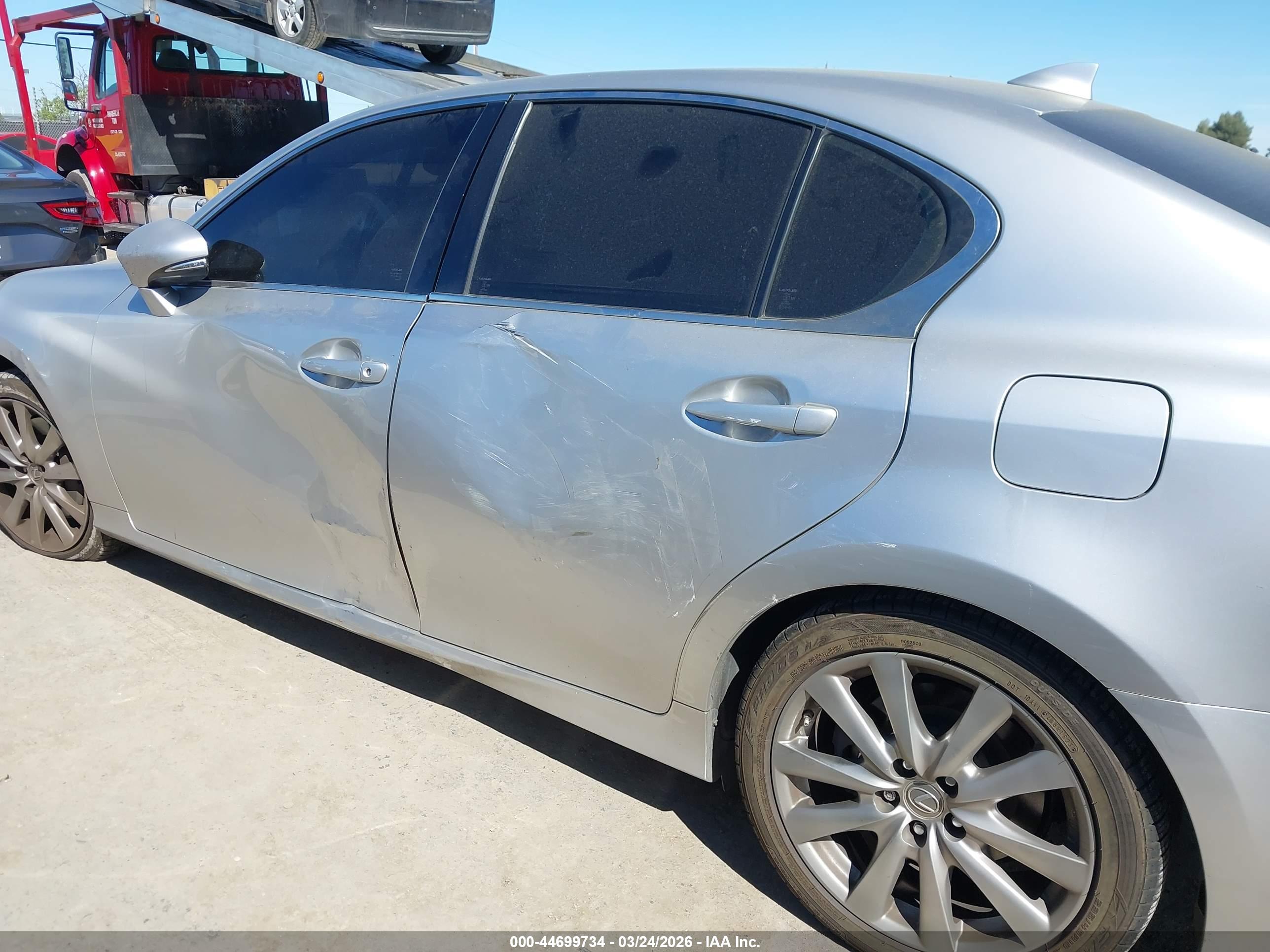 LEXUS GS image 6