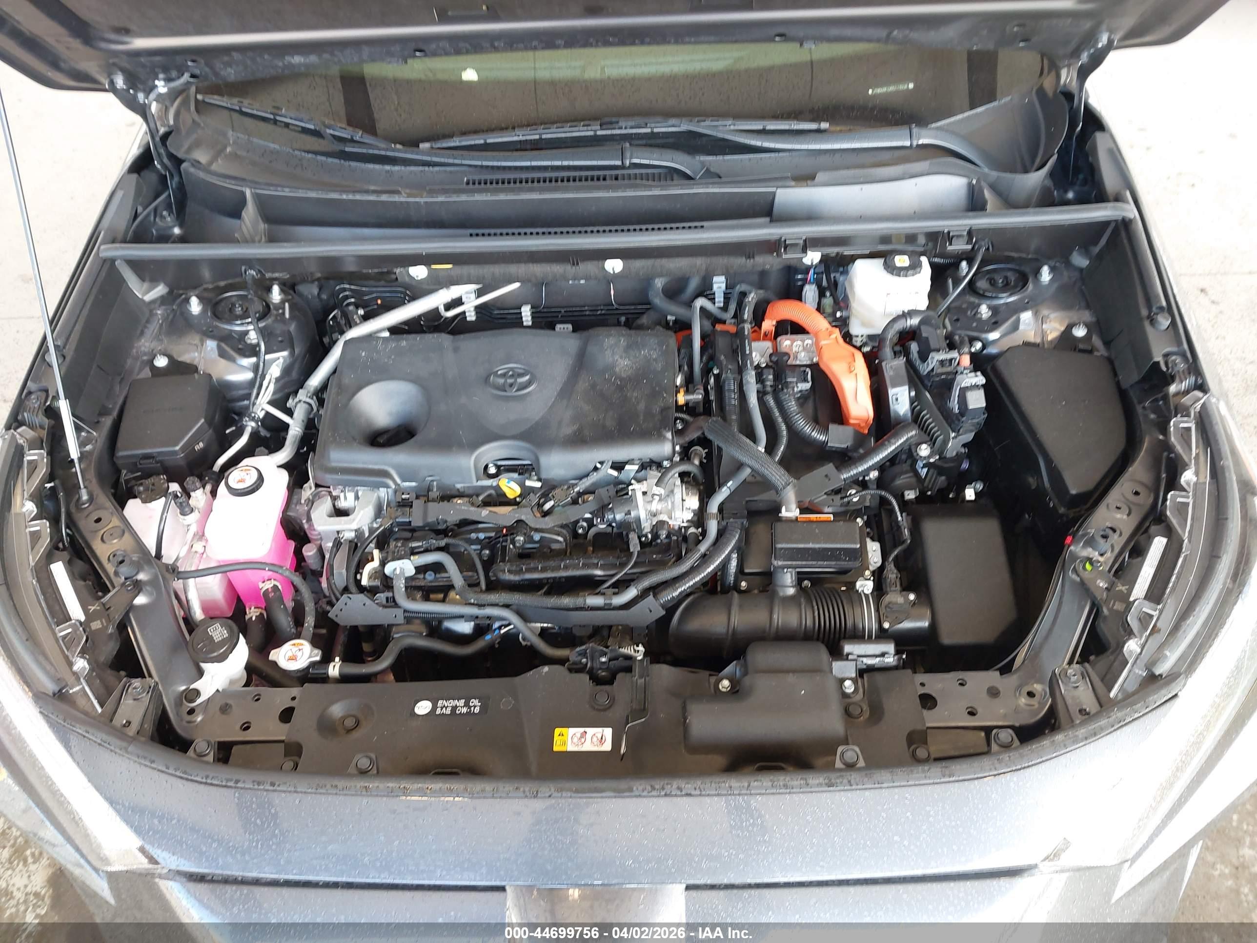 TOYOTA RAV4 image 10