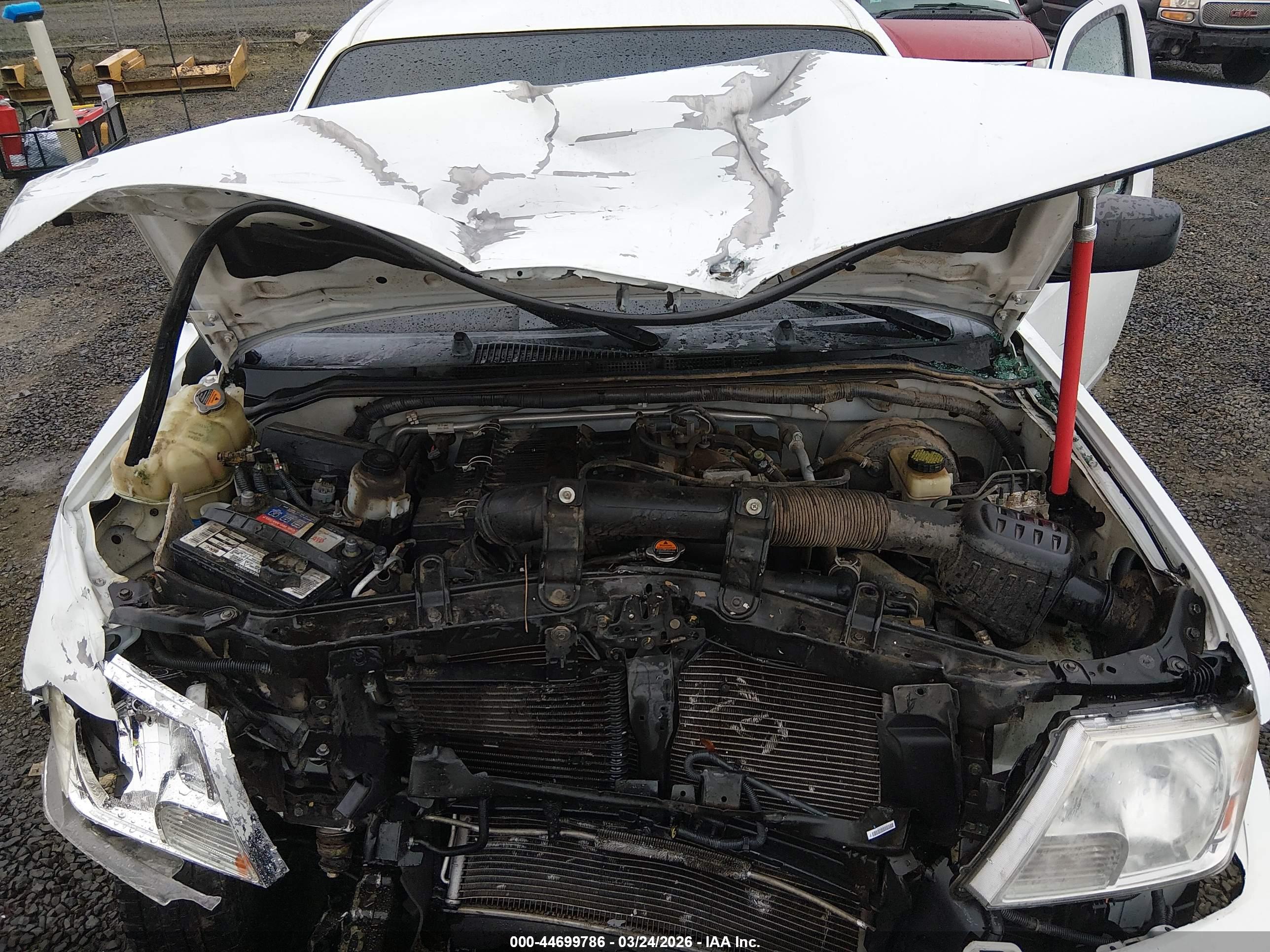 NISSAN FRONTIER image 10
