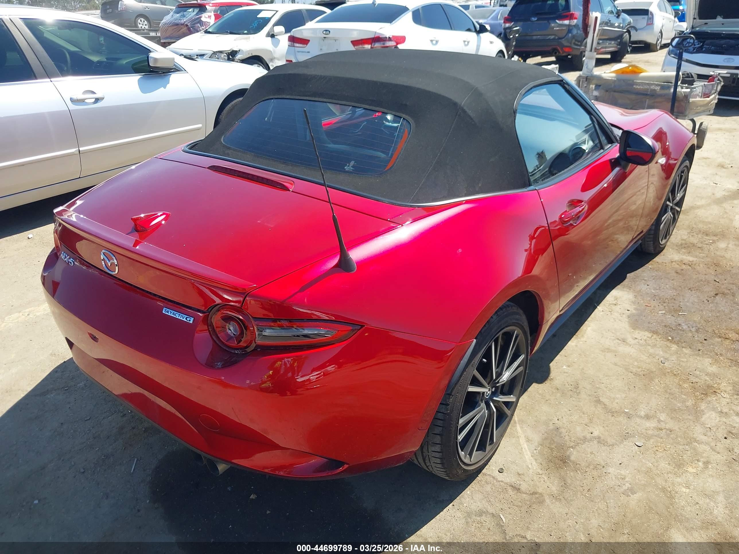 MAZDA MX-5 image 4