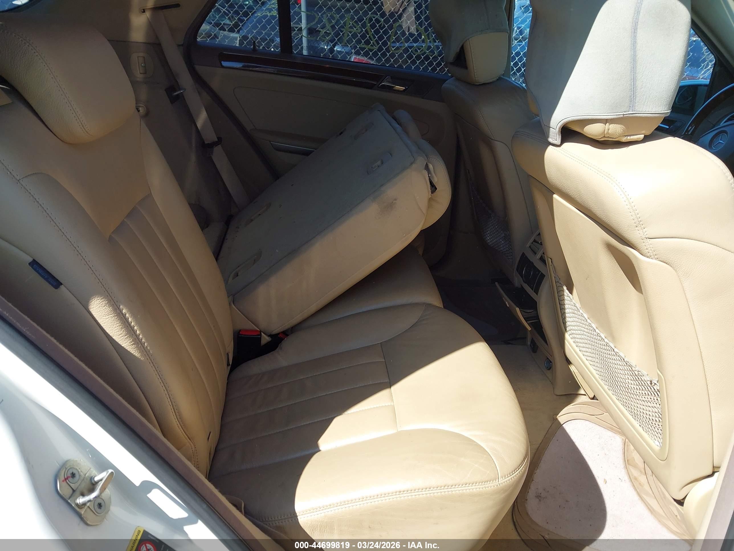 MERCEDES-BENZ ML image 8