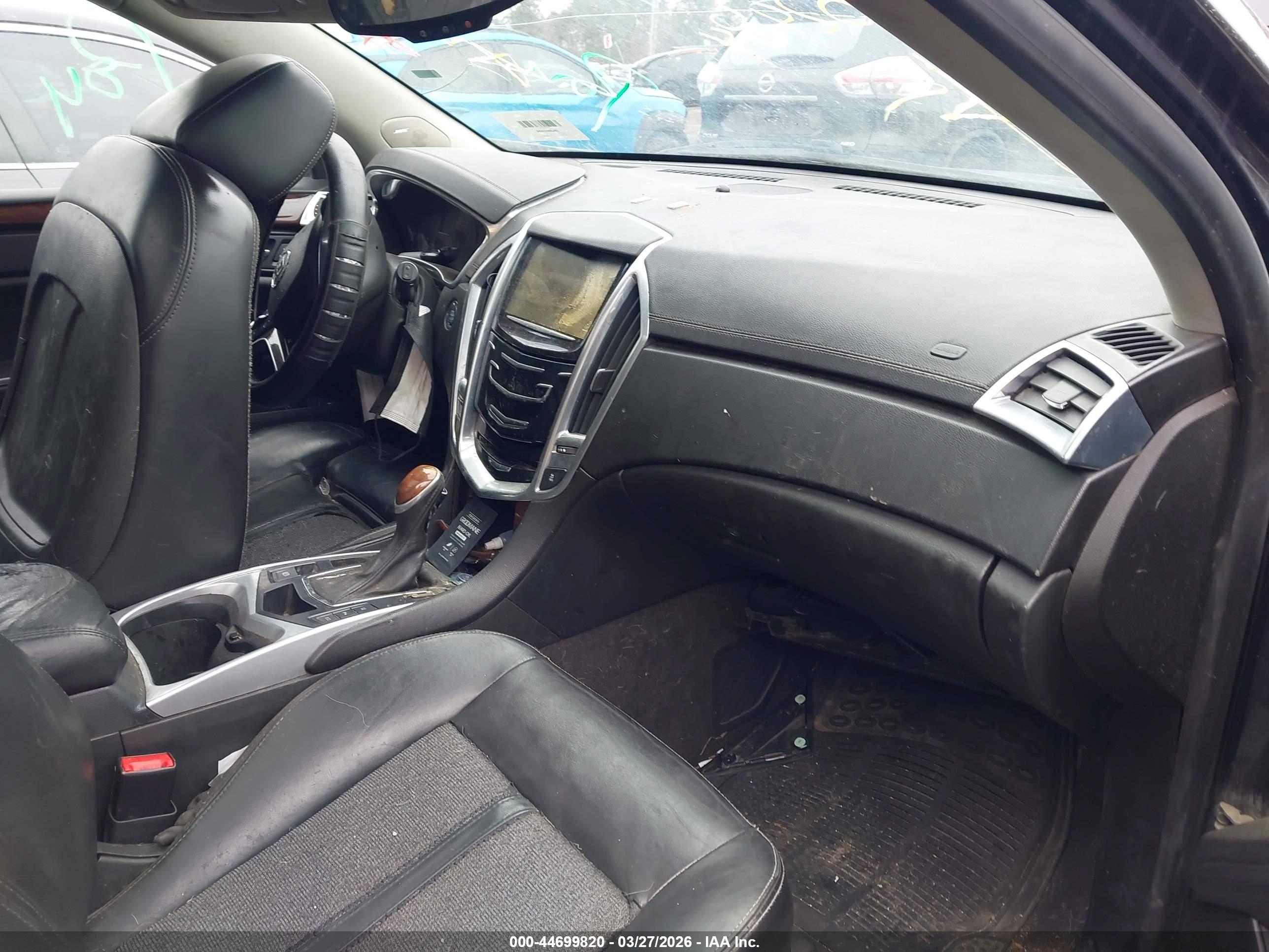 CADILLAC SRX image 5