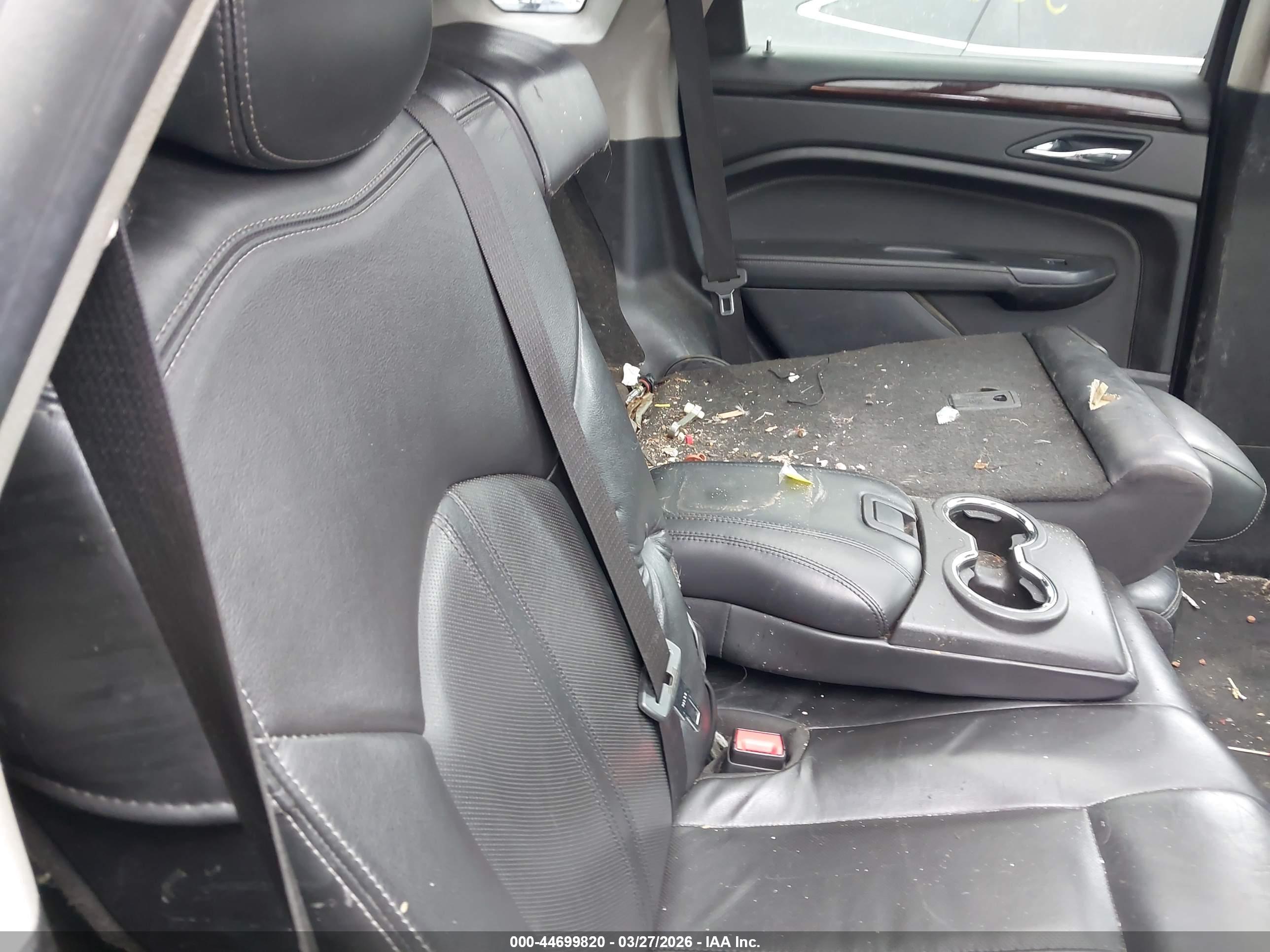 CADILLAC SRX image 8