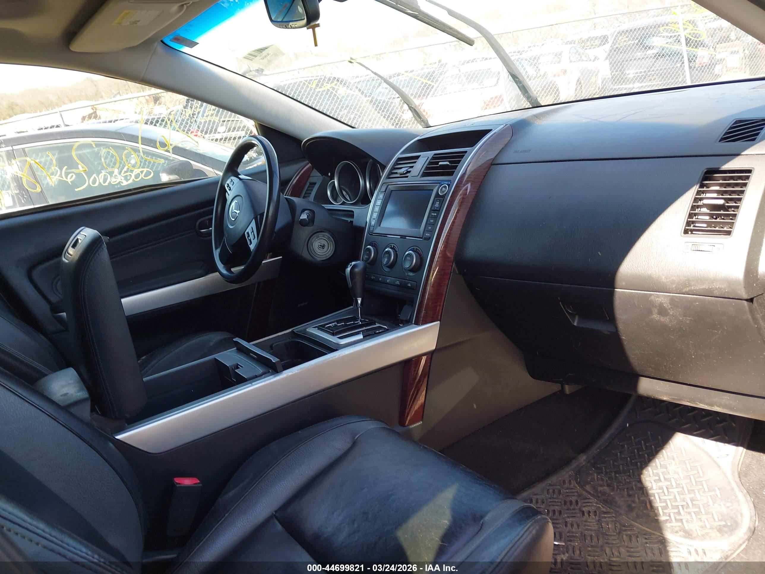 MAZDA CX-9 image 5