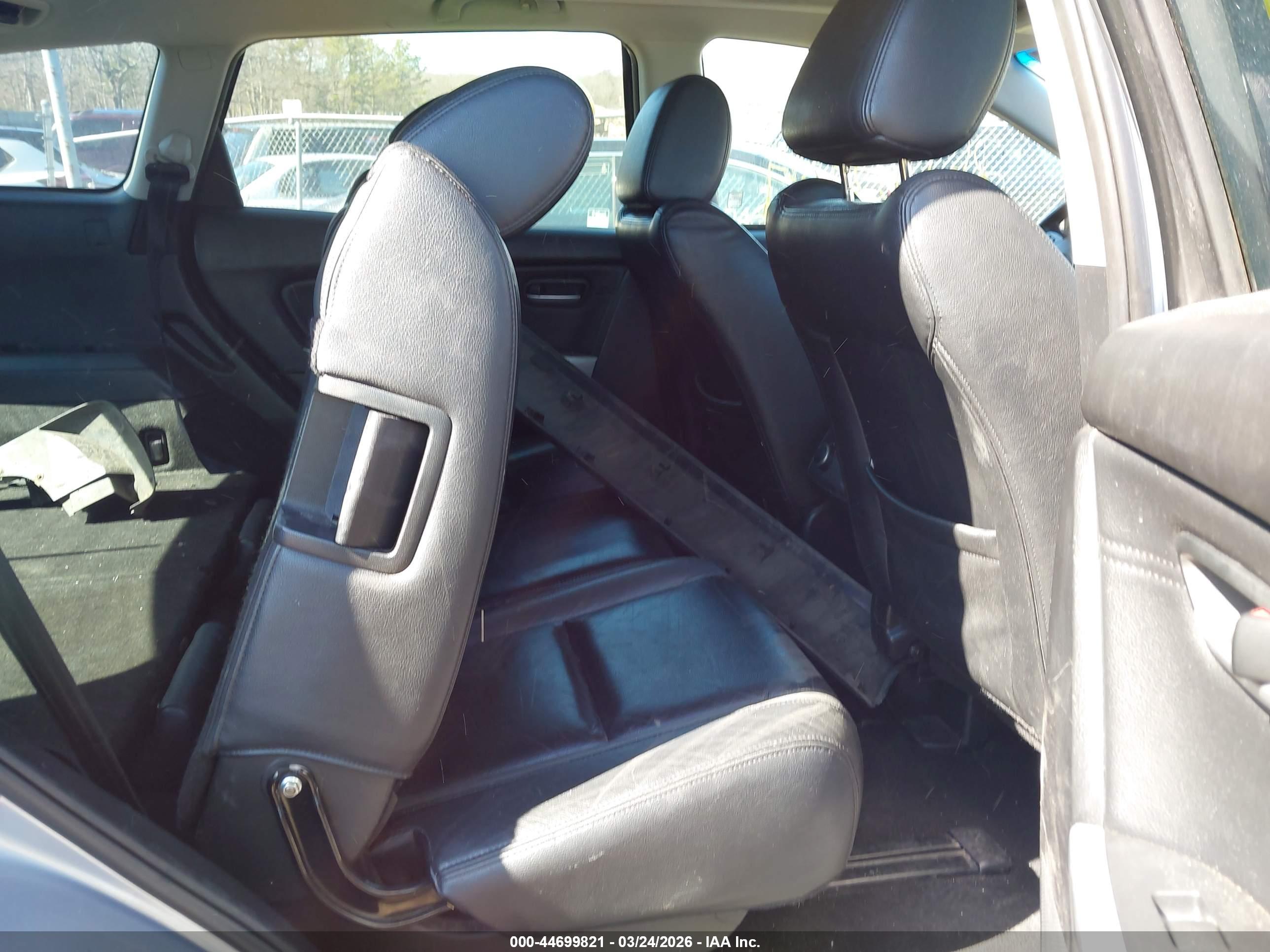 MAZDA CX-9 image 8
