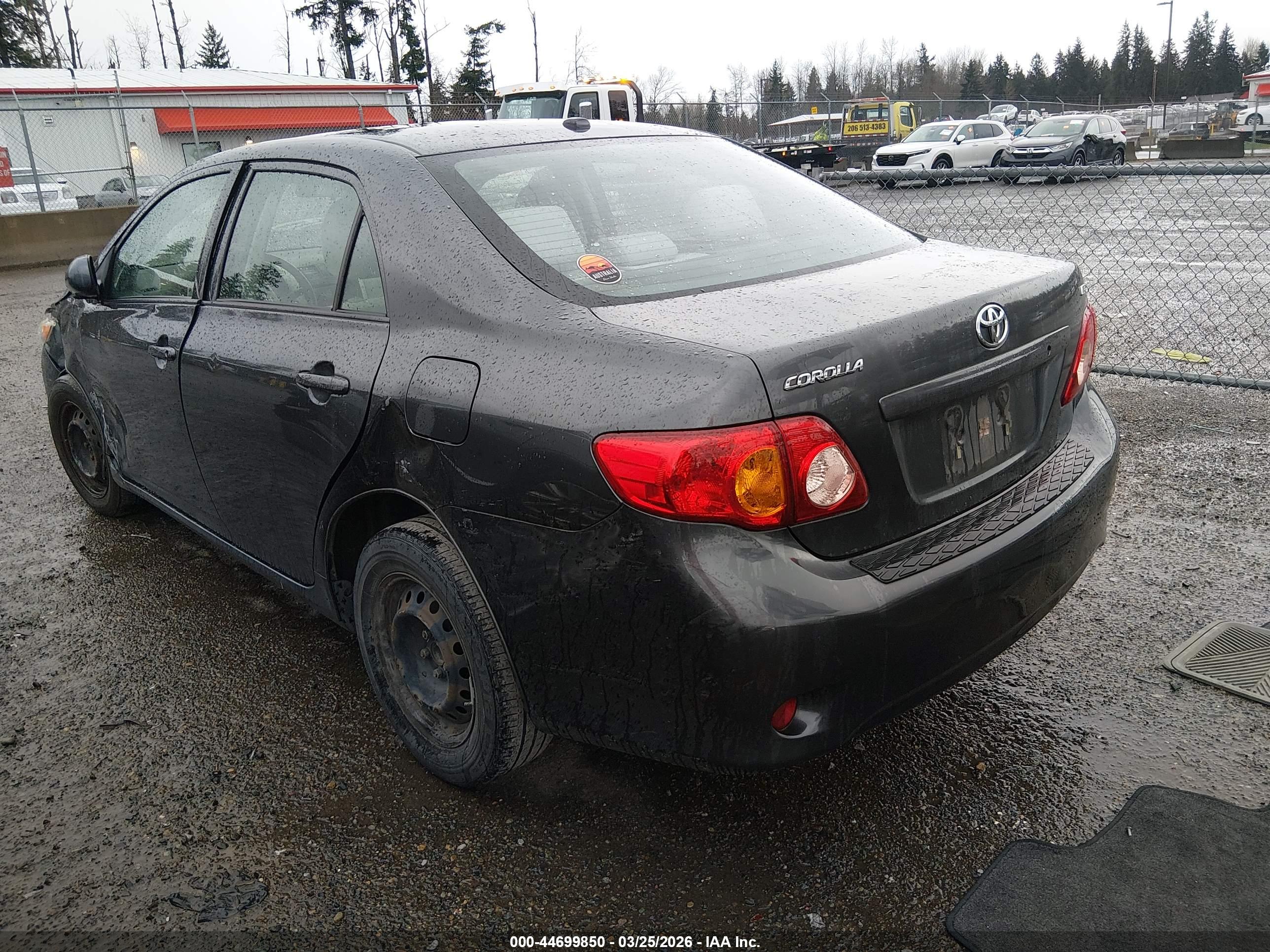 TOYOTA COROLLA image 3