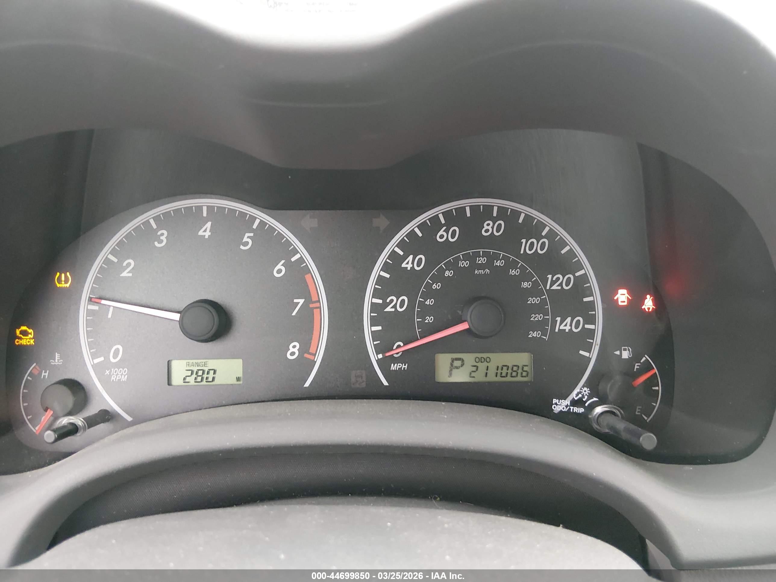 TOYOTA COROLLA image 7