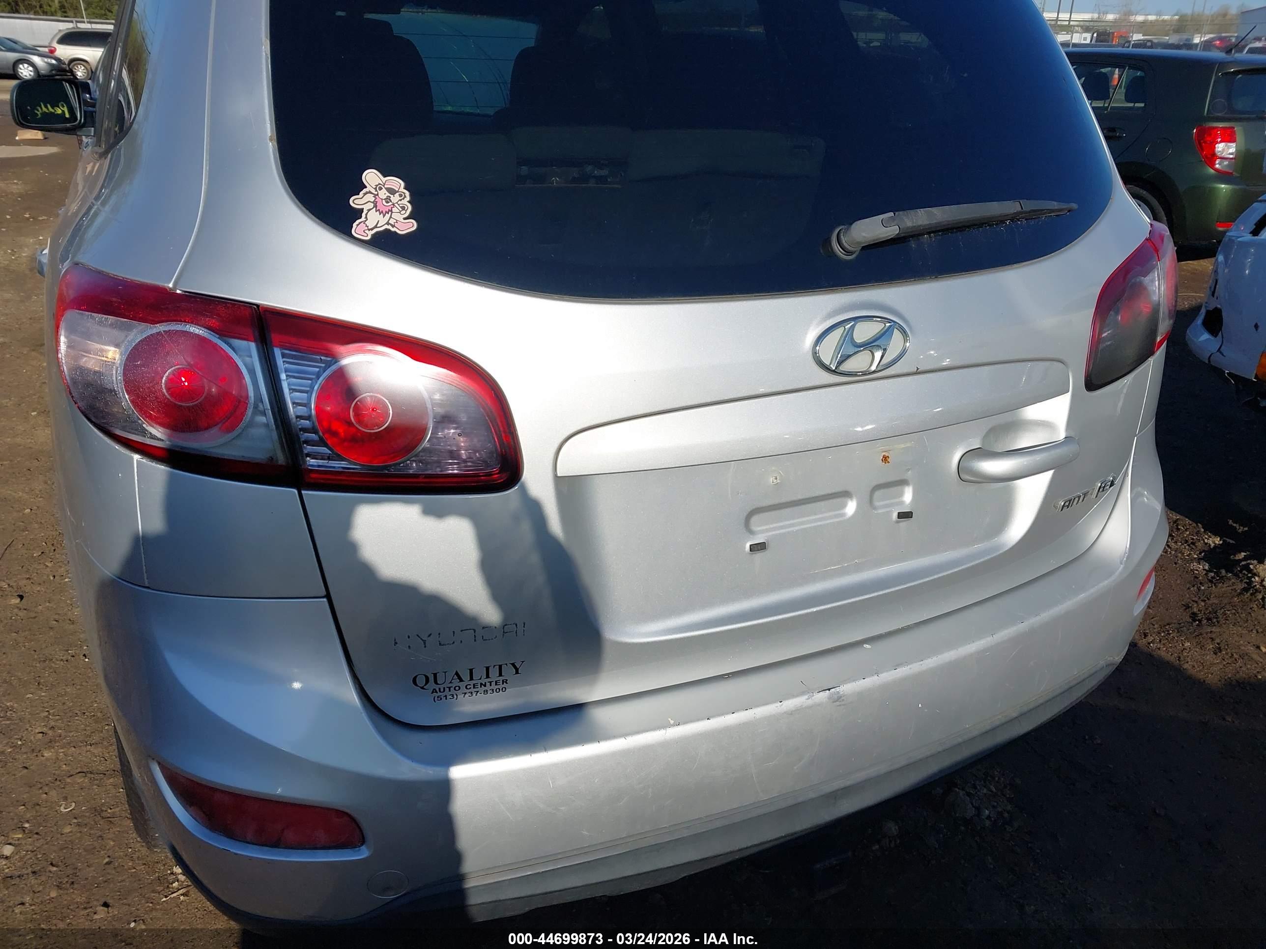 HYUNDAI SANTA image 6
