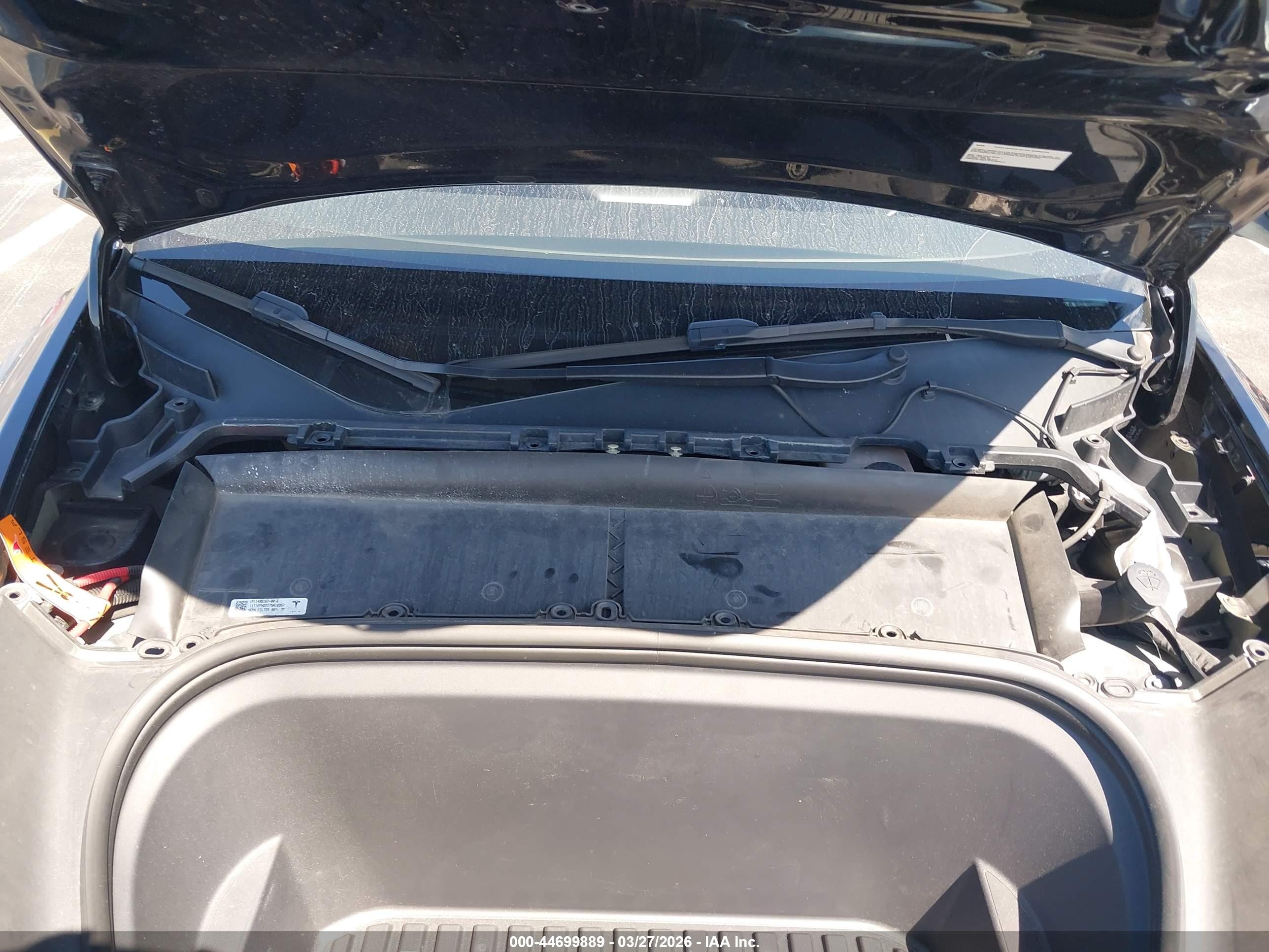 TESLA MODEL image 10