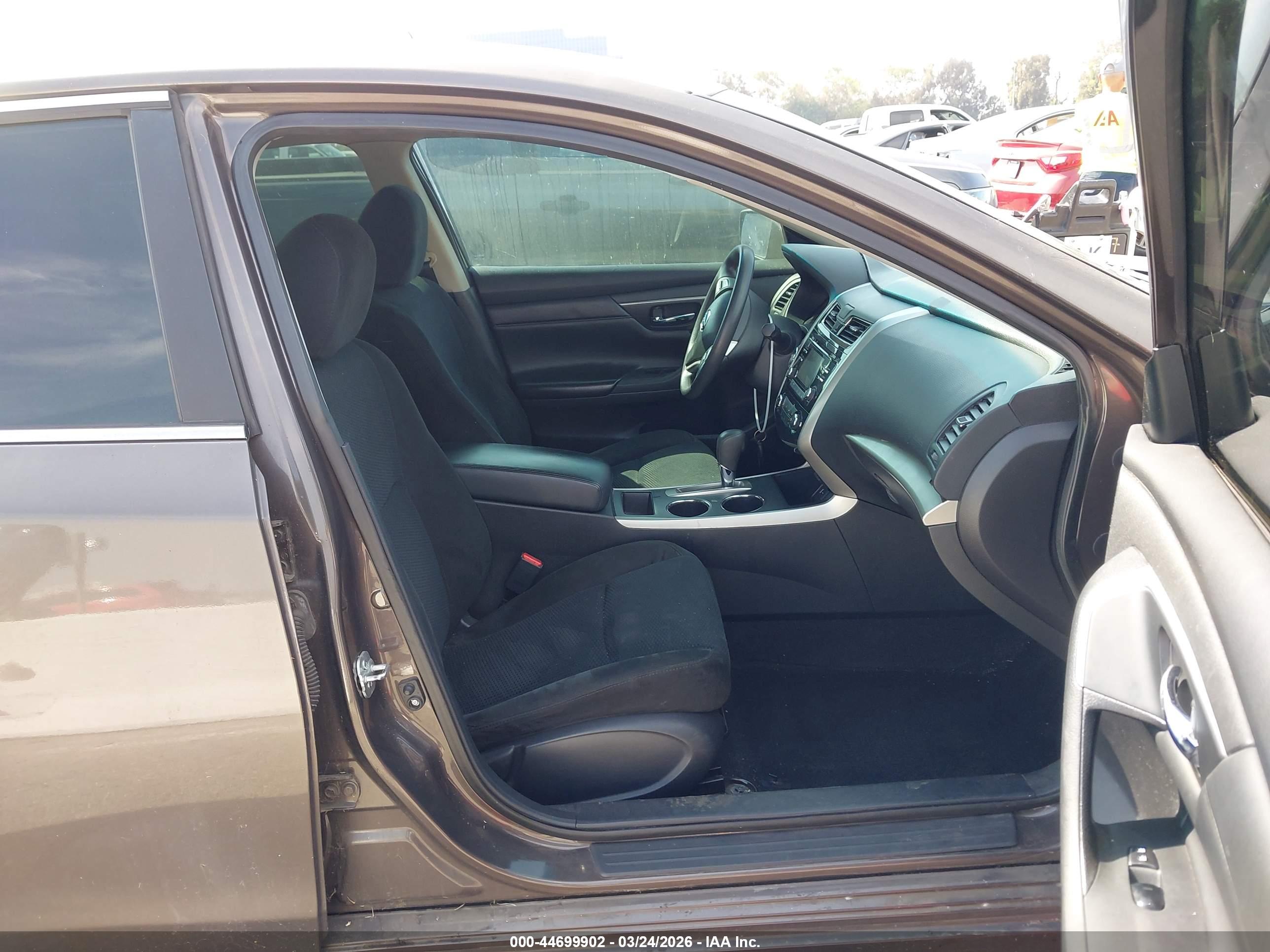 NISSAN ALTIMA image 5