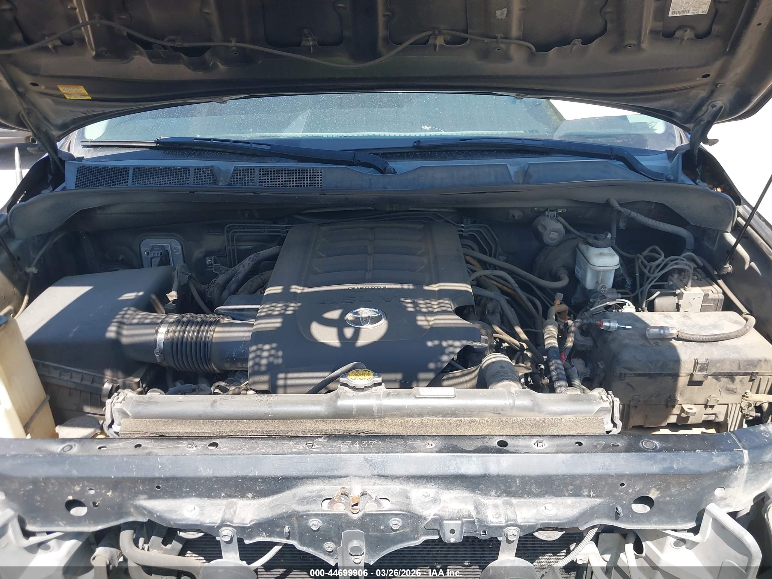 TOYOTA TUNDRA image 10