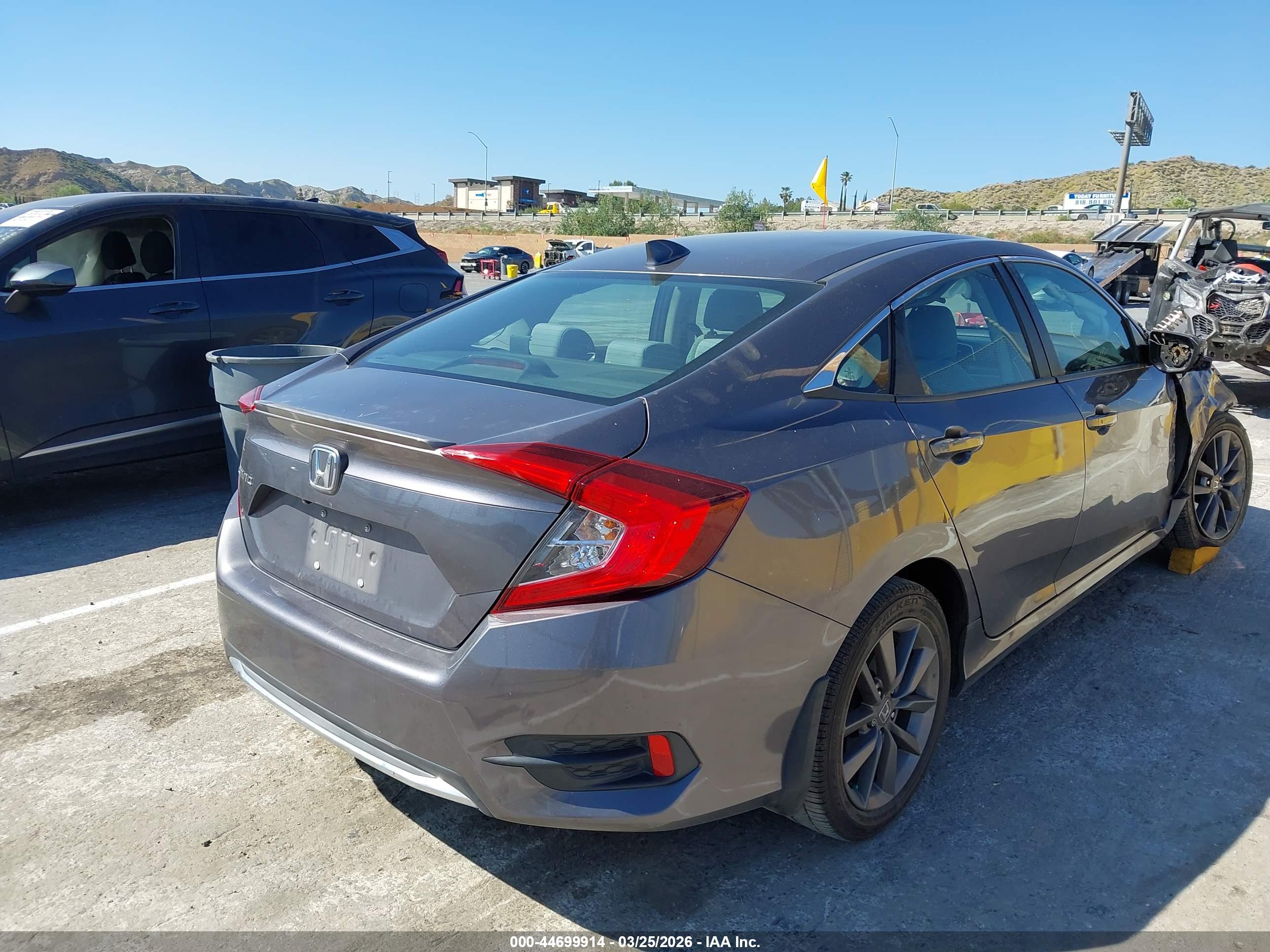 HONDA CIVIC image 4