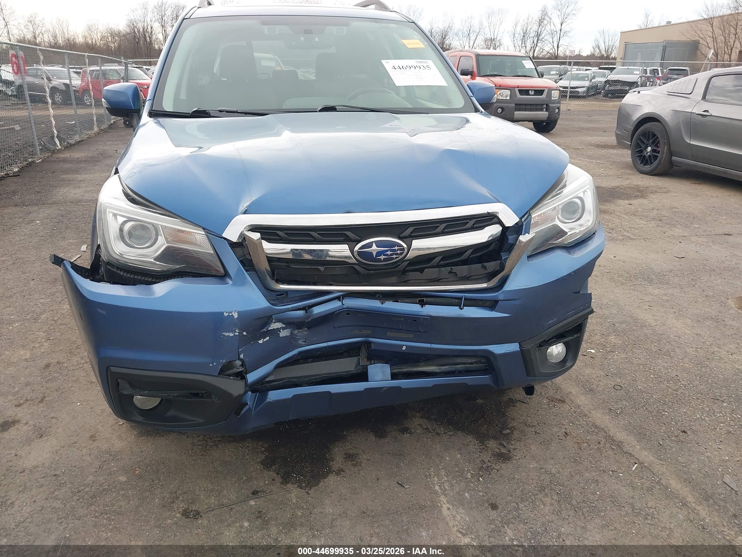 SUBARU FORESTER image 6