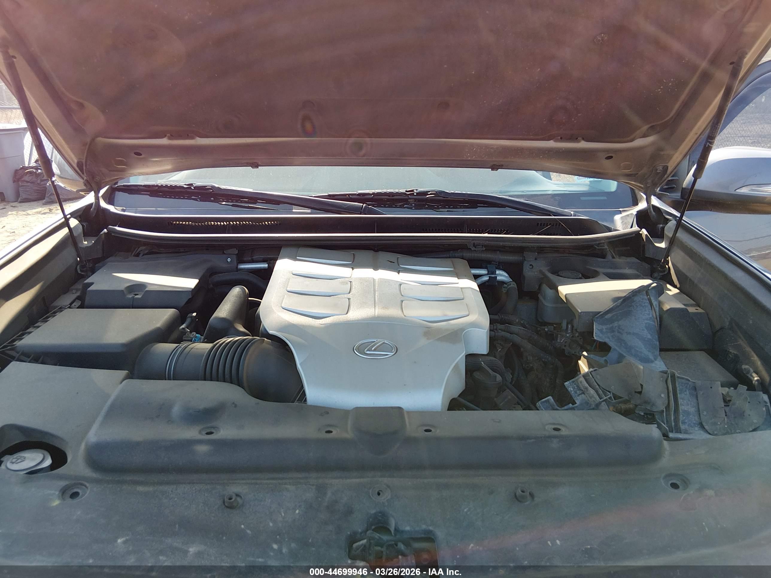 LEXUS GX image 10