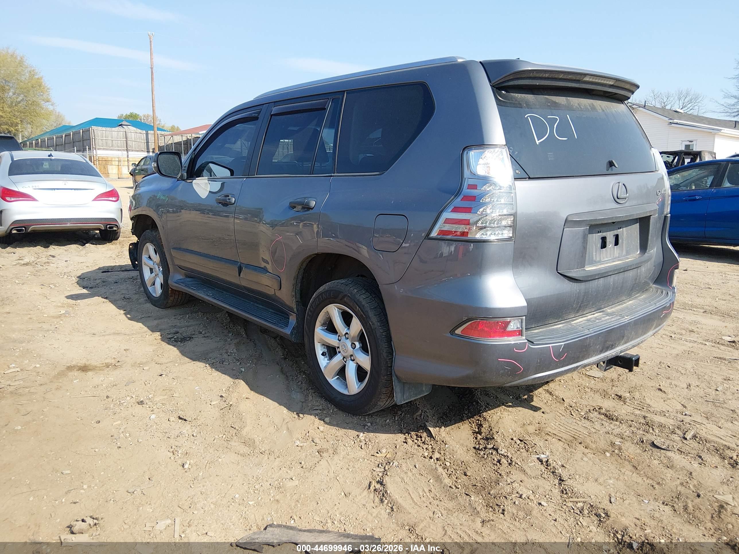 LEXUS GX image 3