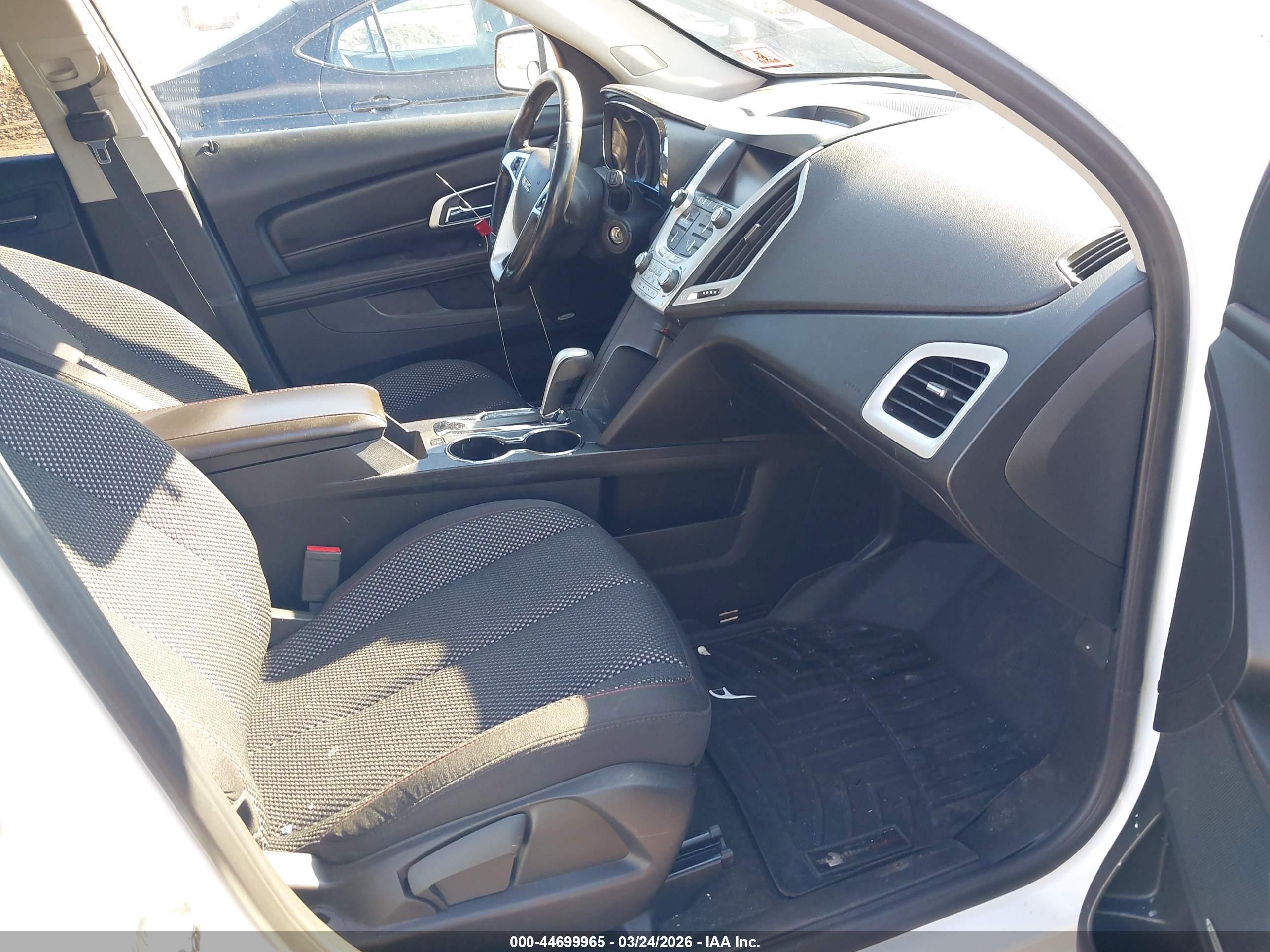 GMC TERRAIN image 5