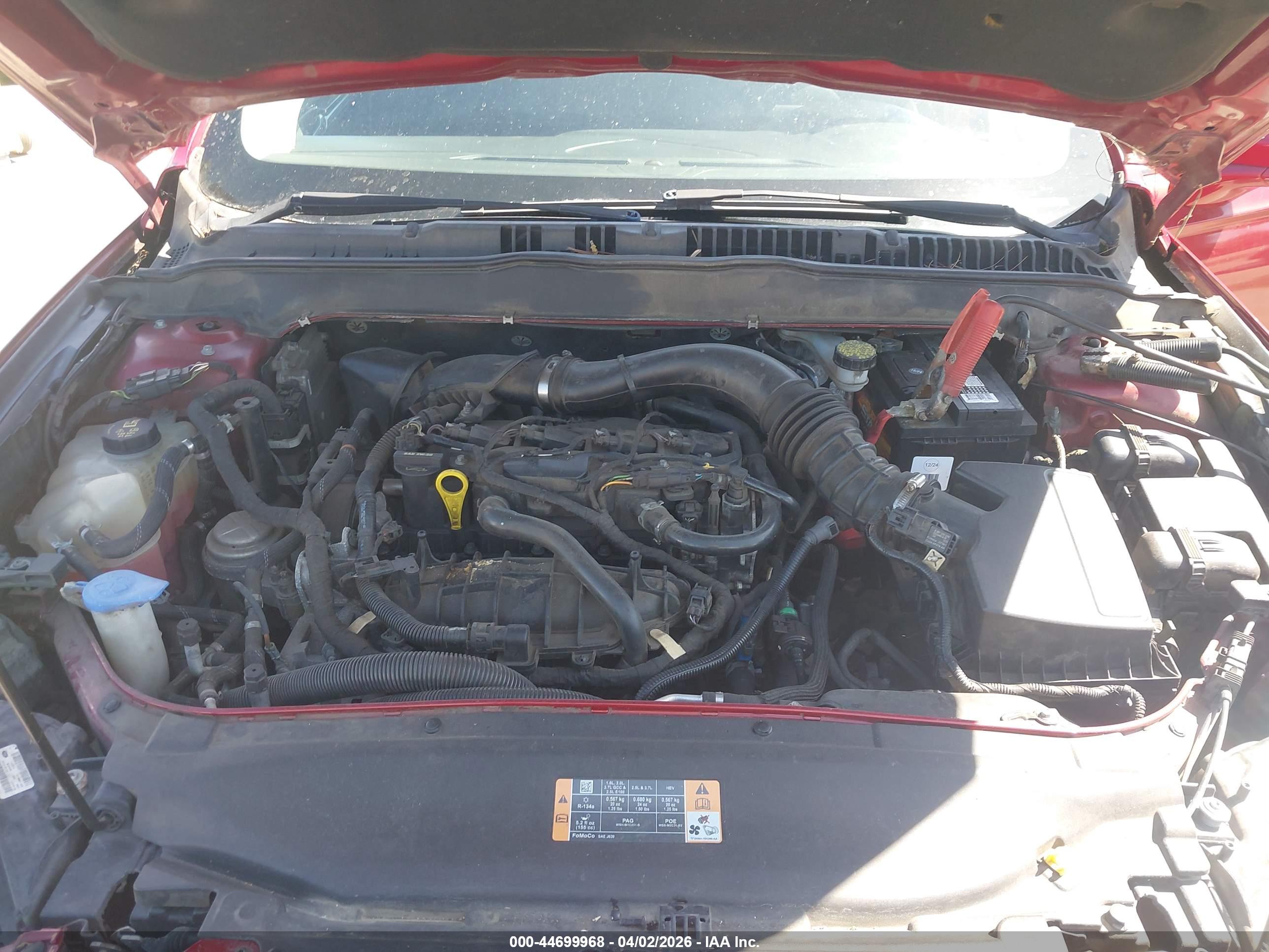 FORD FUSION image 10
