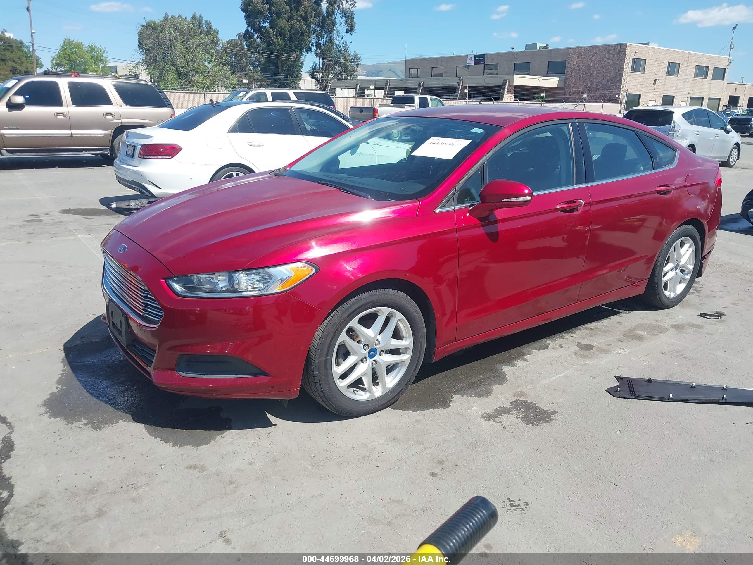 FORD FUSION image 2