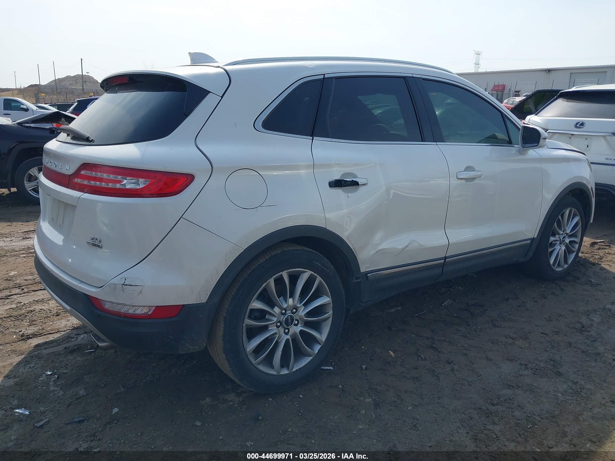 LINCOLN MKC image 4