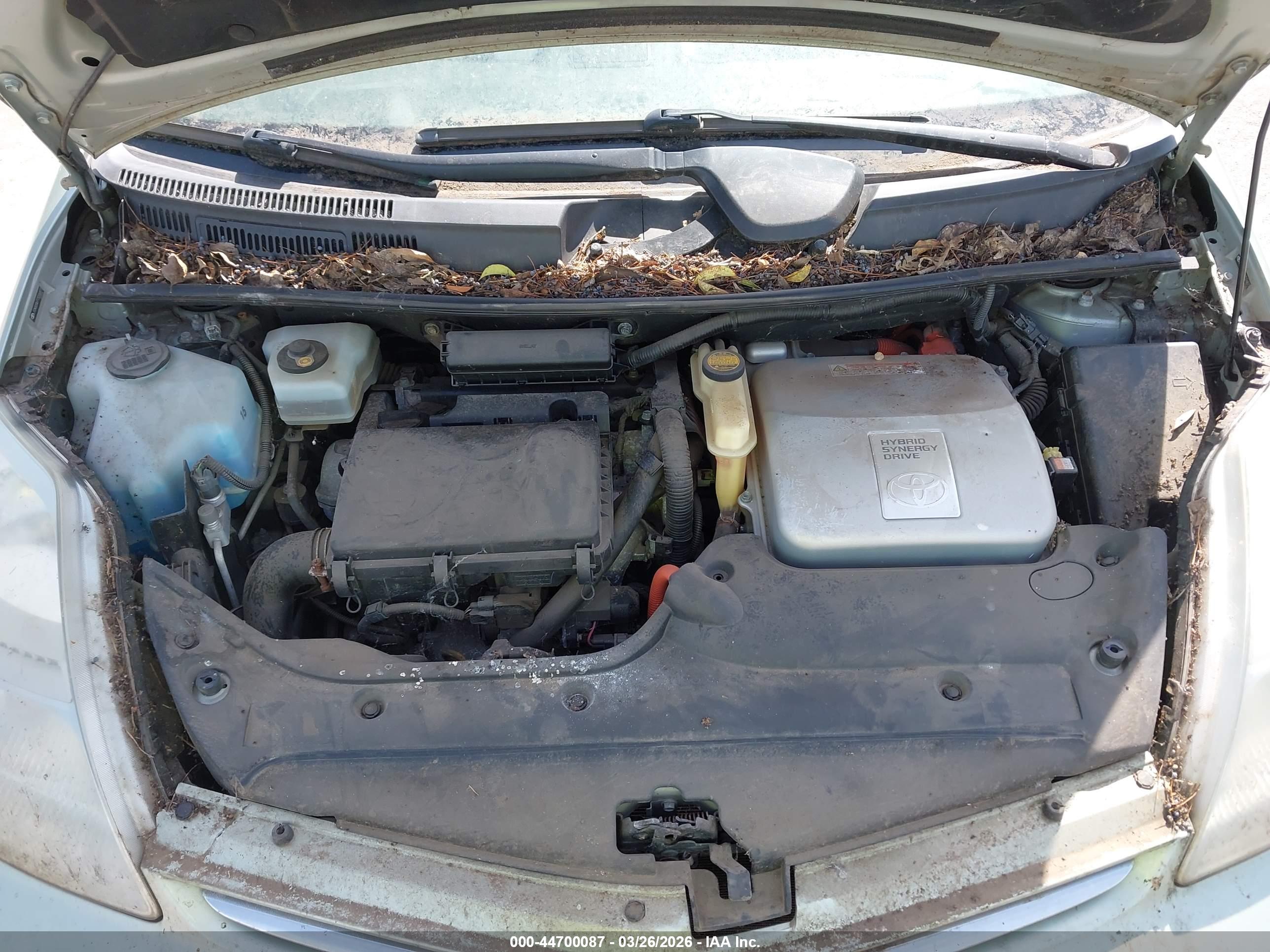 TOYOTA PRIUS image 10