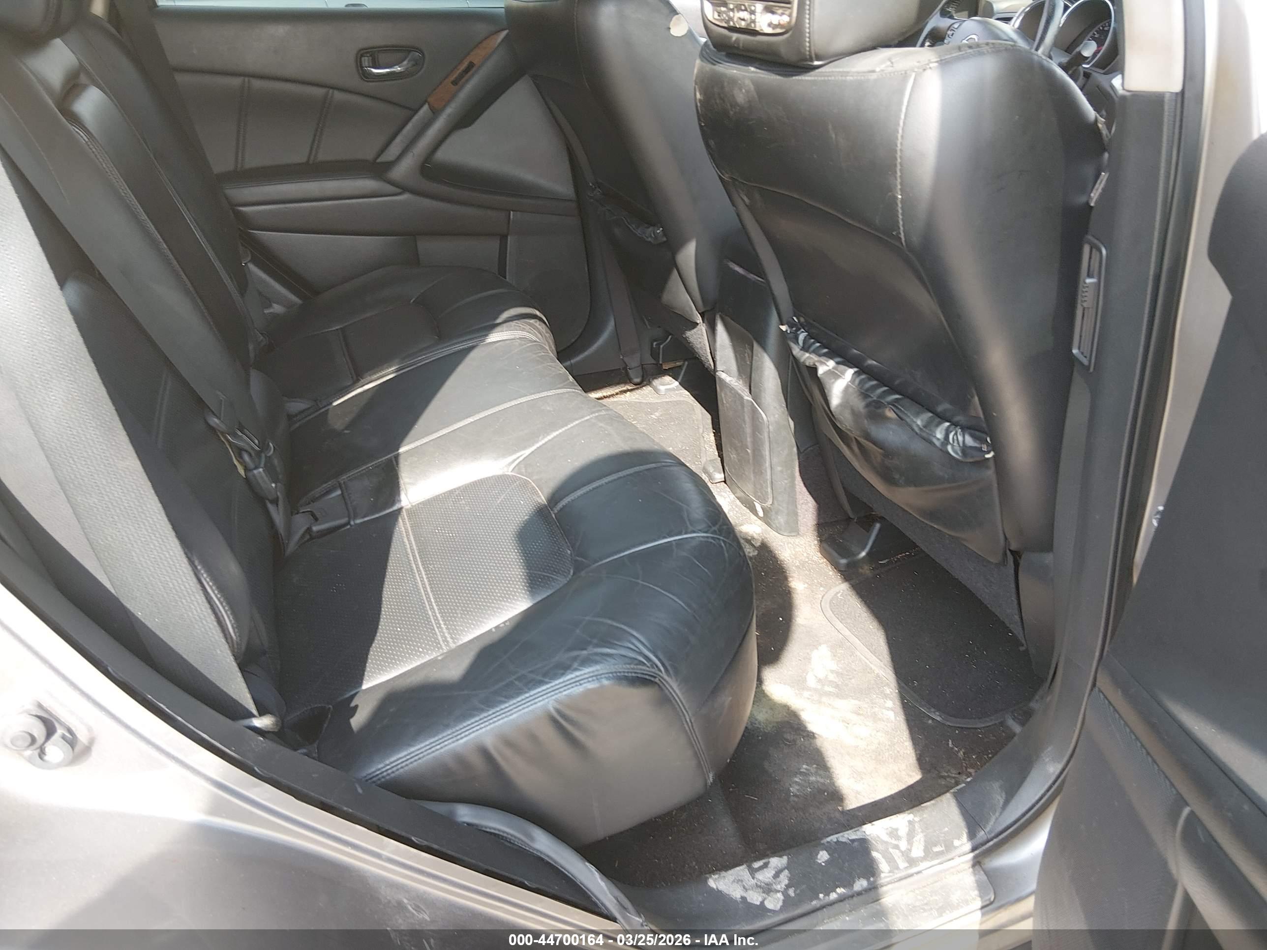 NISSAN MURANO image 8