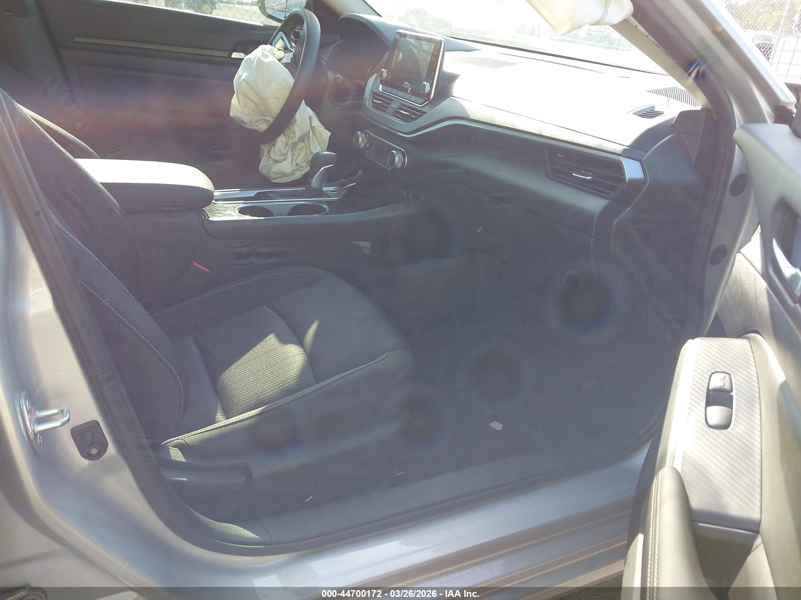 NISSAN ALTIMA image 5