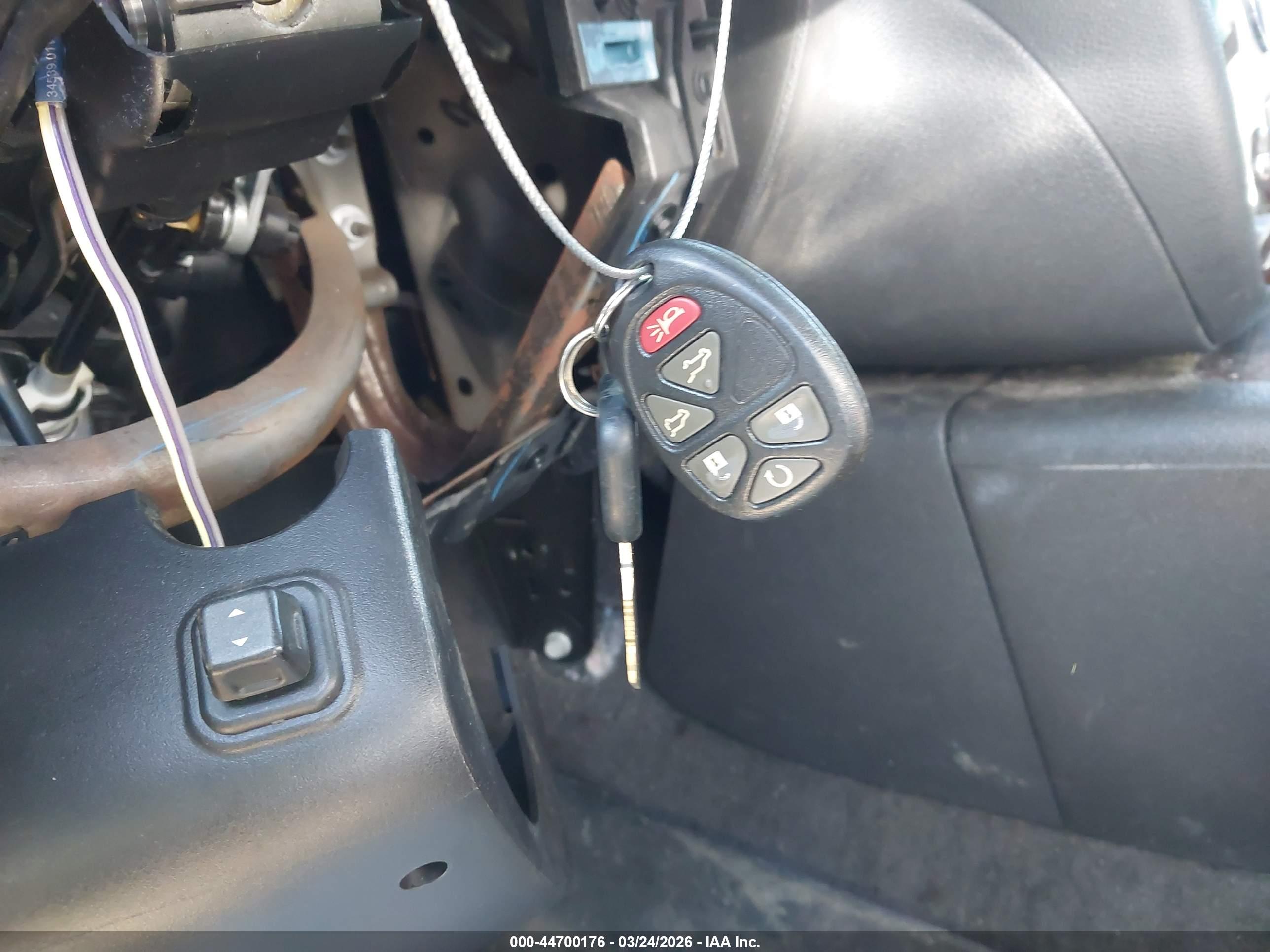 GMC YUKON image 11