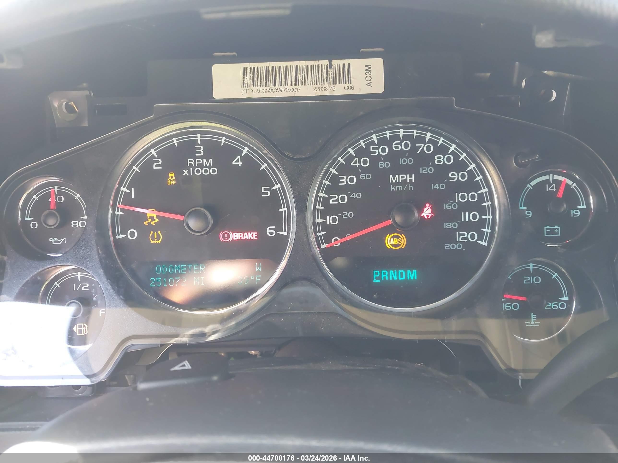 GMC YUKON image 7