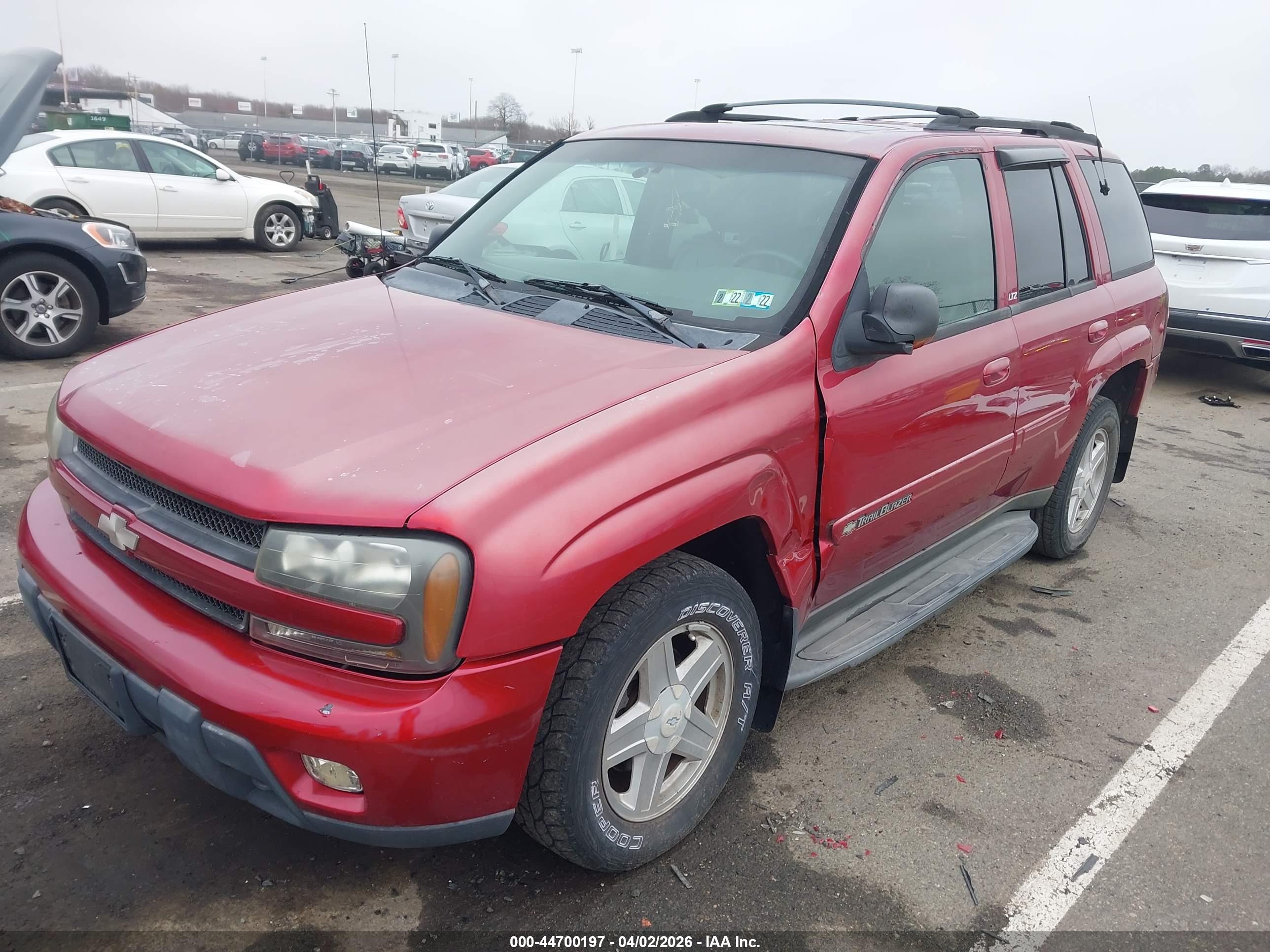 CHEVROLET TRAILBLAZER image 2