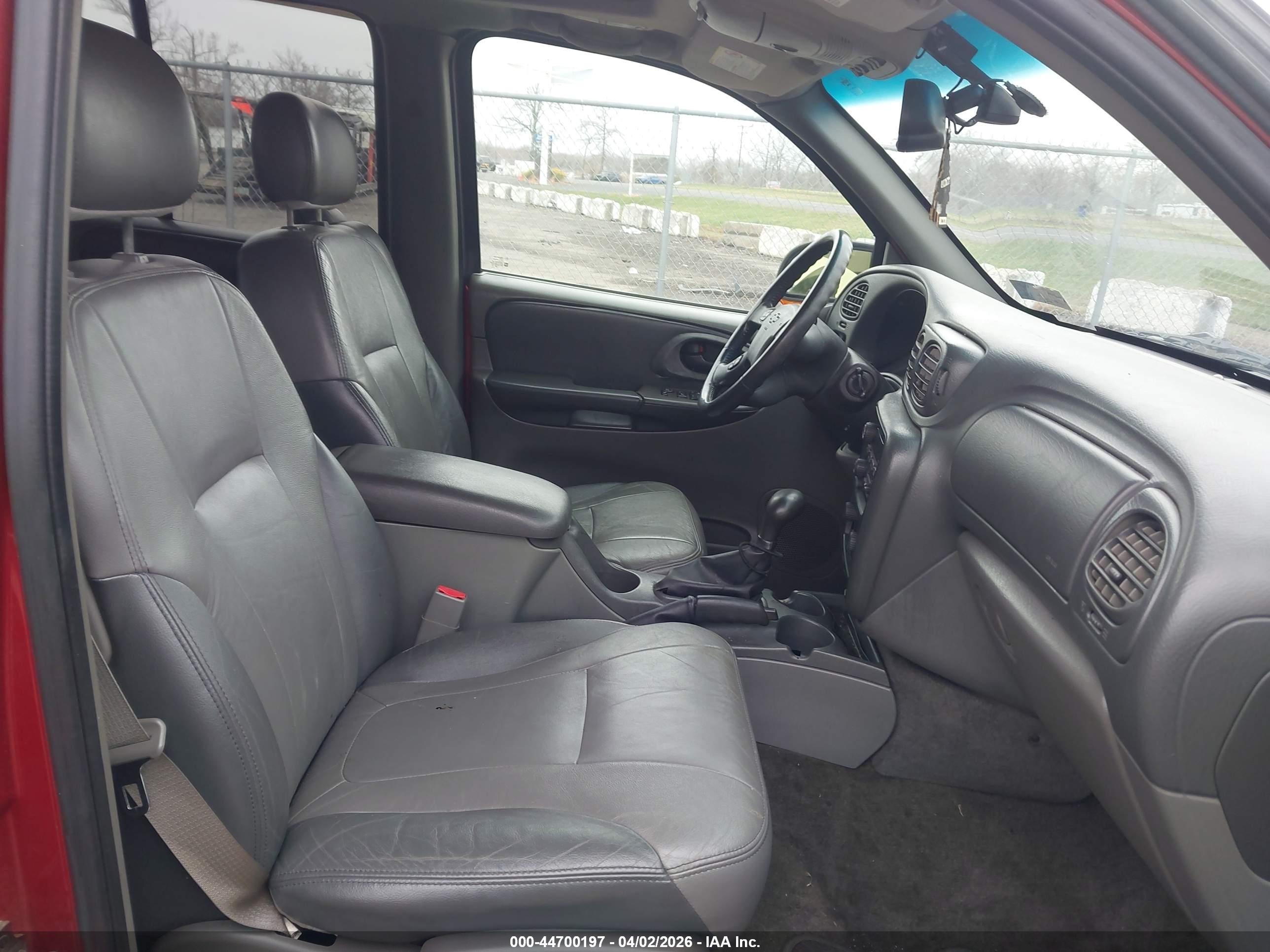 CHEVROLET TRAILBLAZER image 5