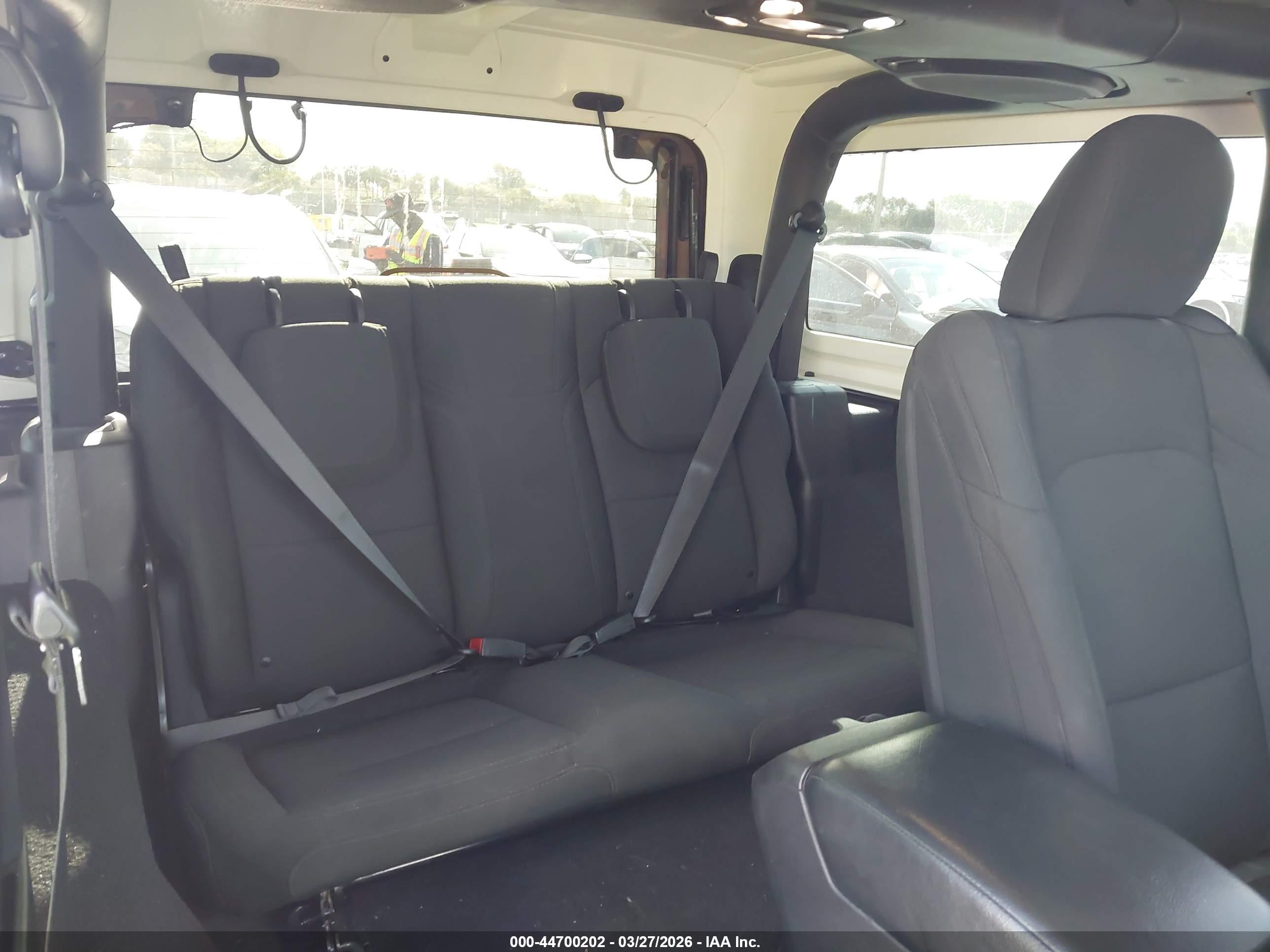 JEEP WRANGLER image 8