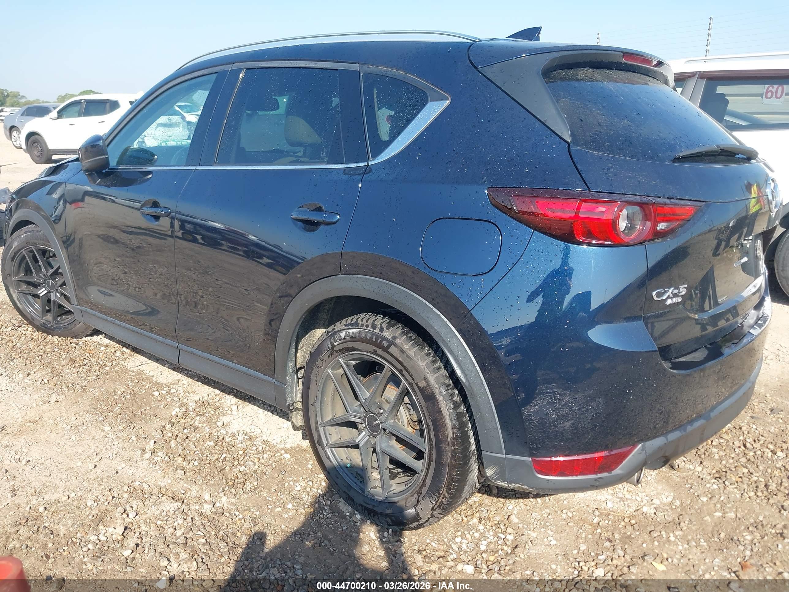 MAZDA CX-5 image 3