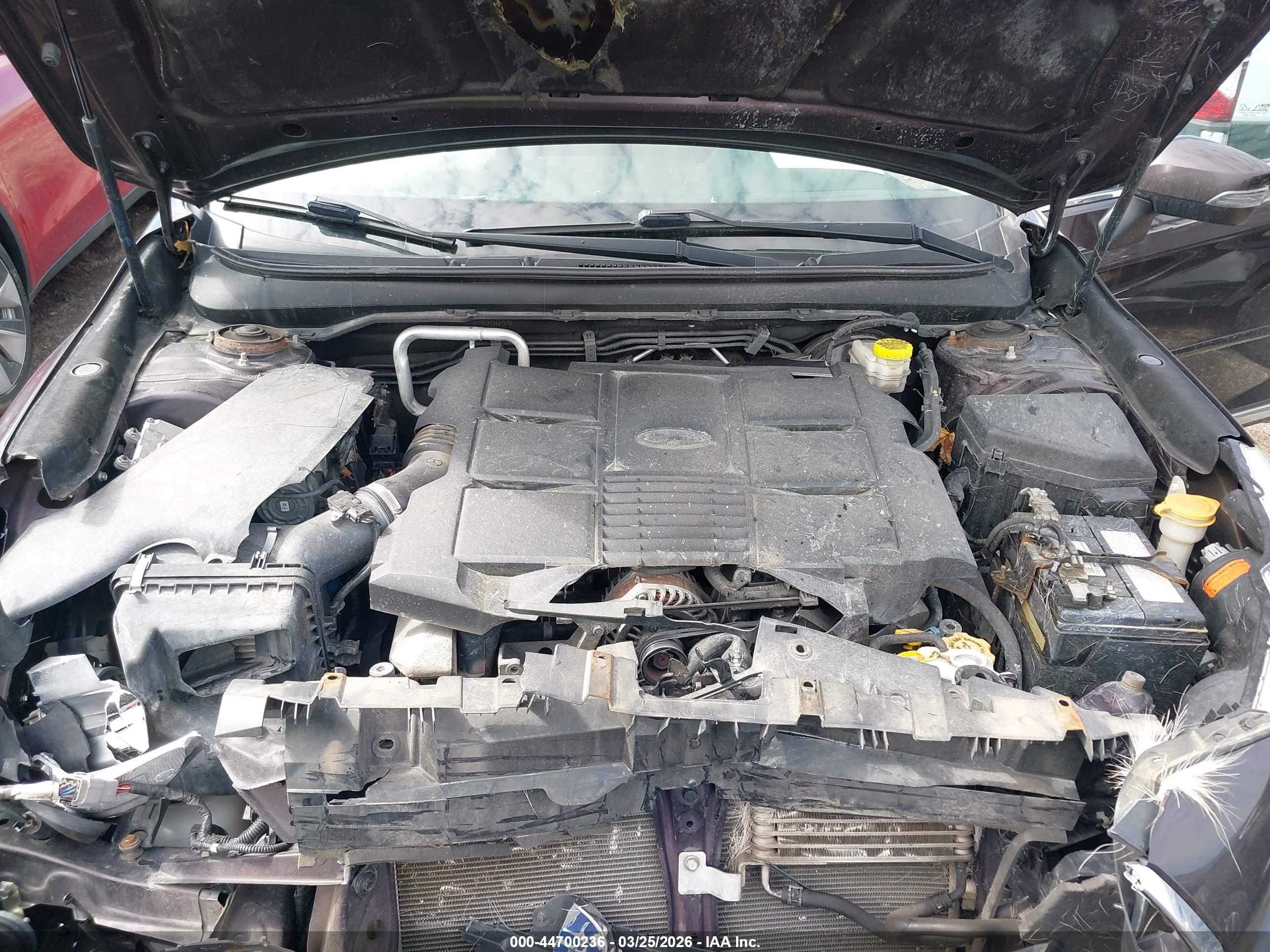 SUBARU OUTBACK image 10