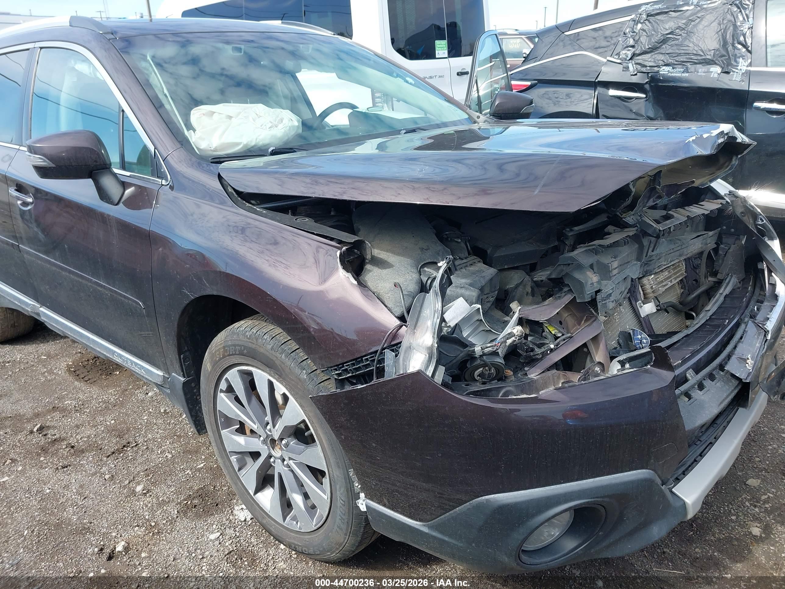 SUBARU OUTBACK image 6