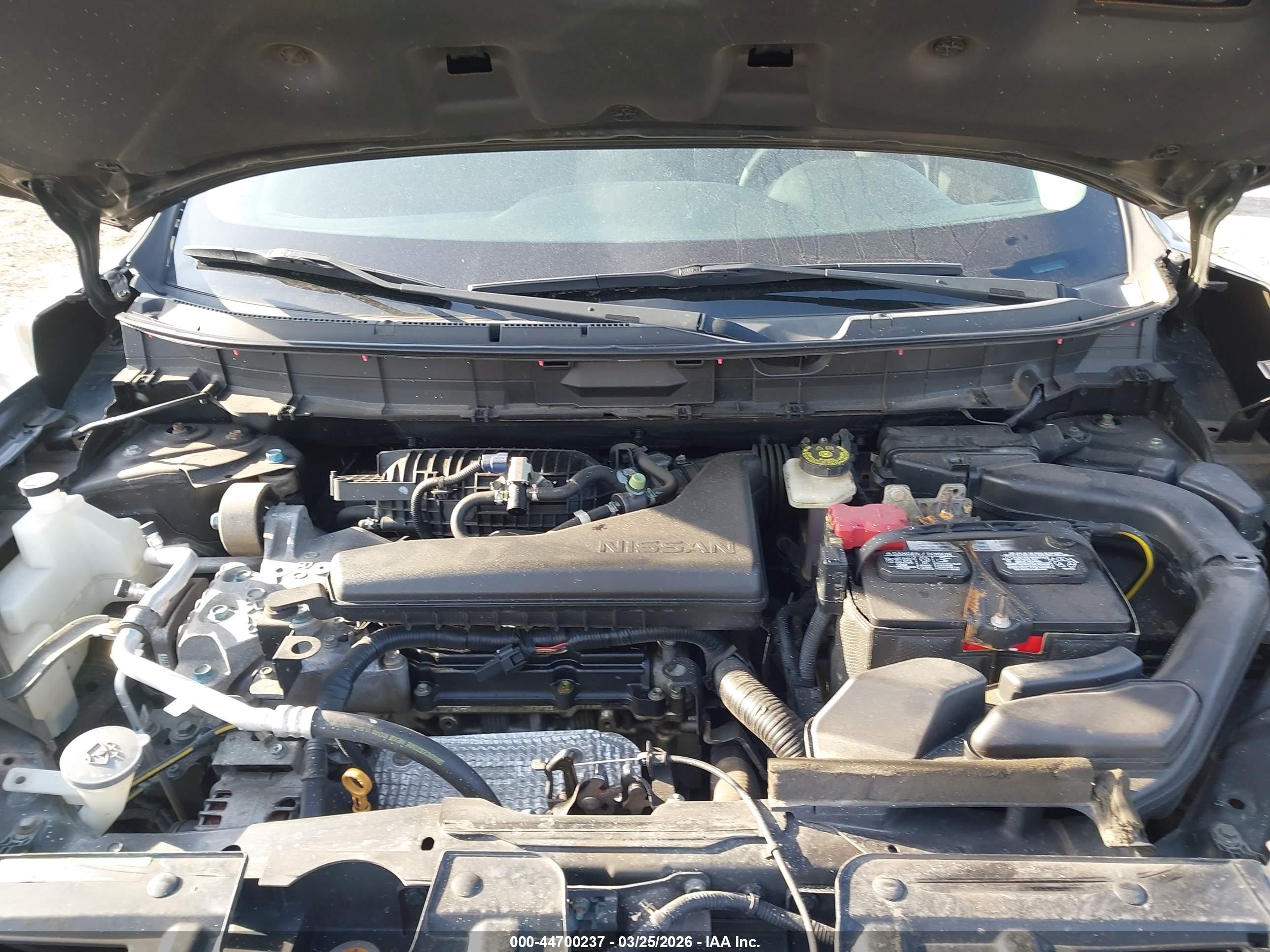 NISSAN ROGUE image 10
