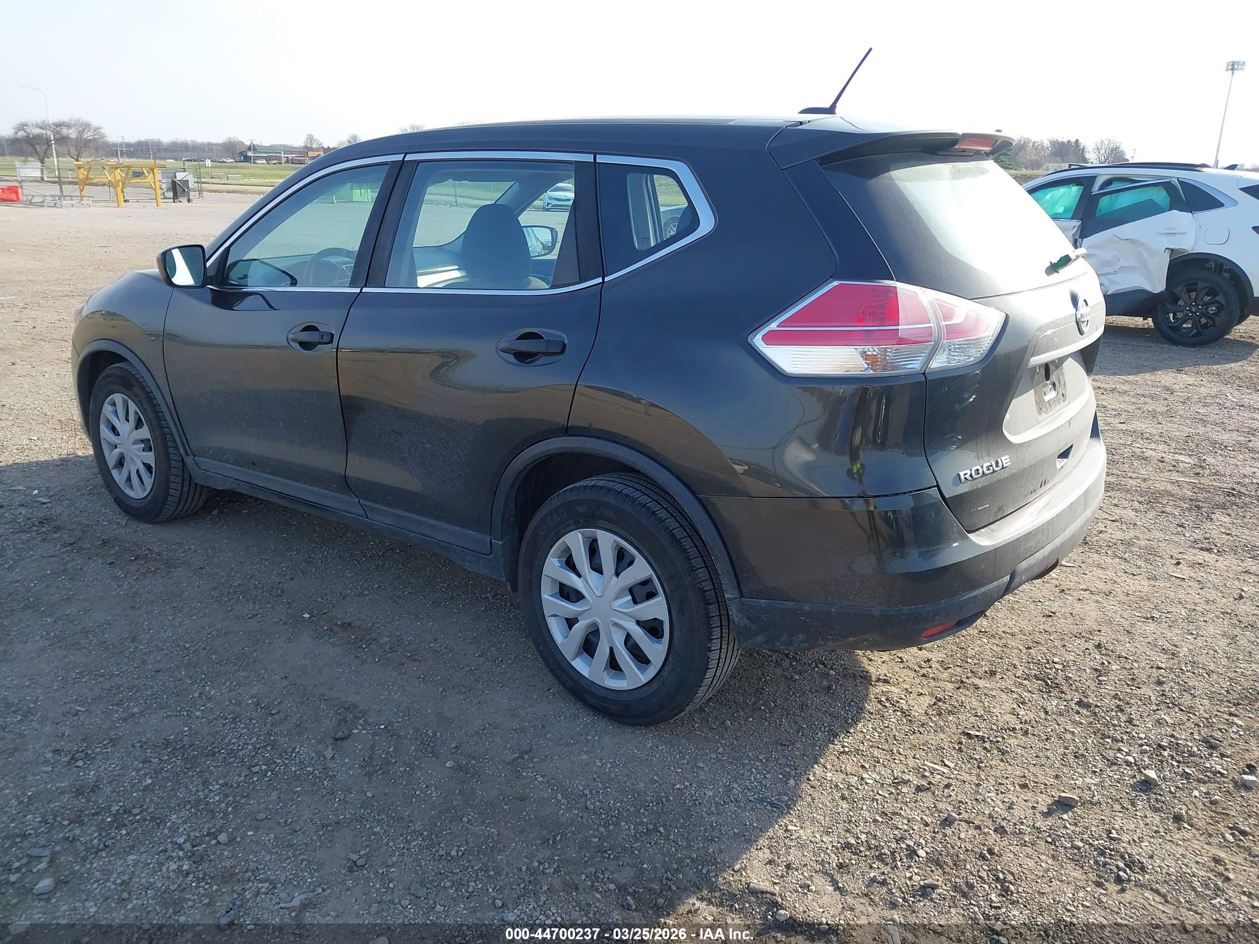 NISSAN ROGUE image 3