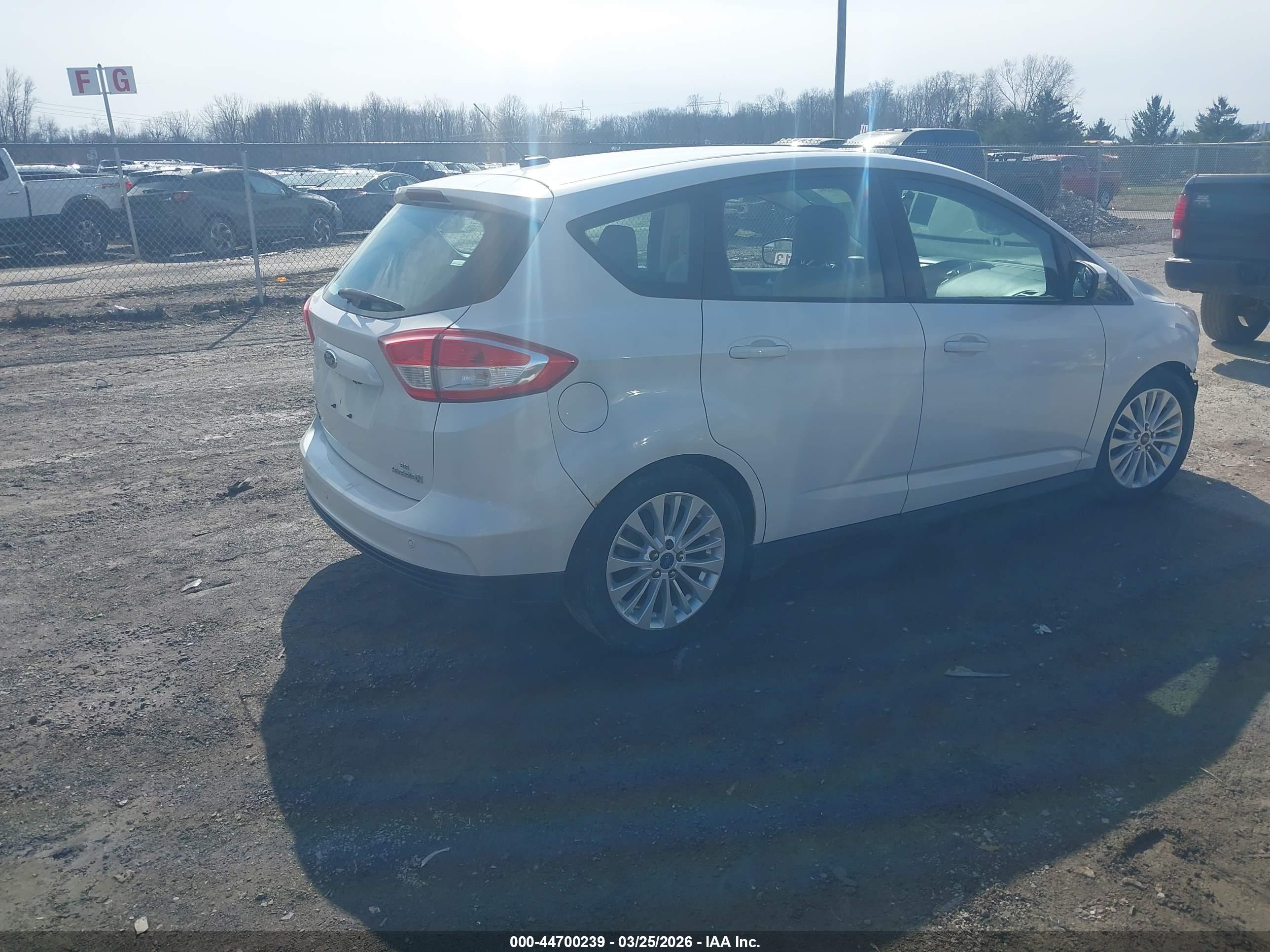FORD C-MAX image 4
