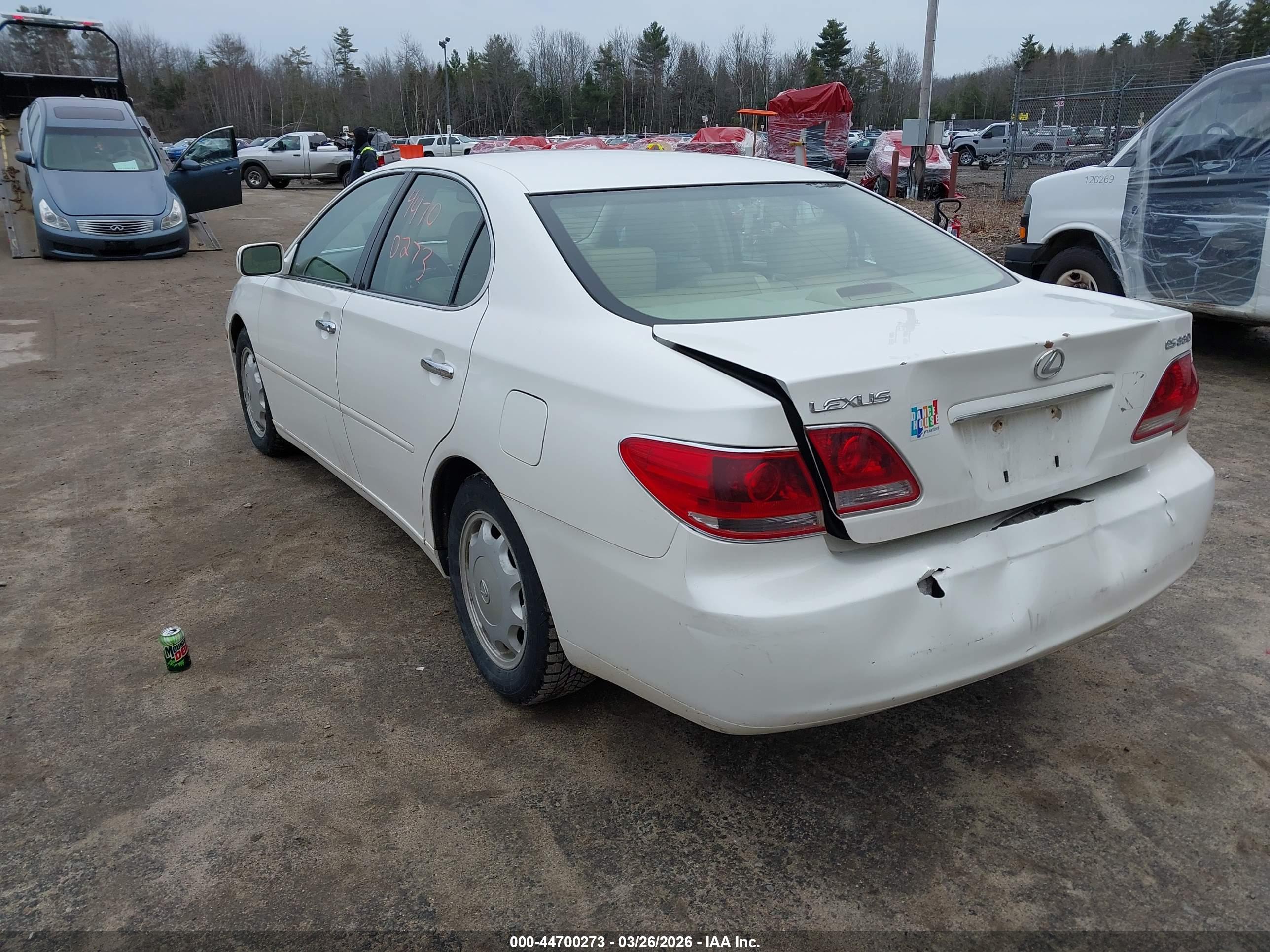 LEXUS ES image 3