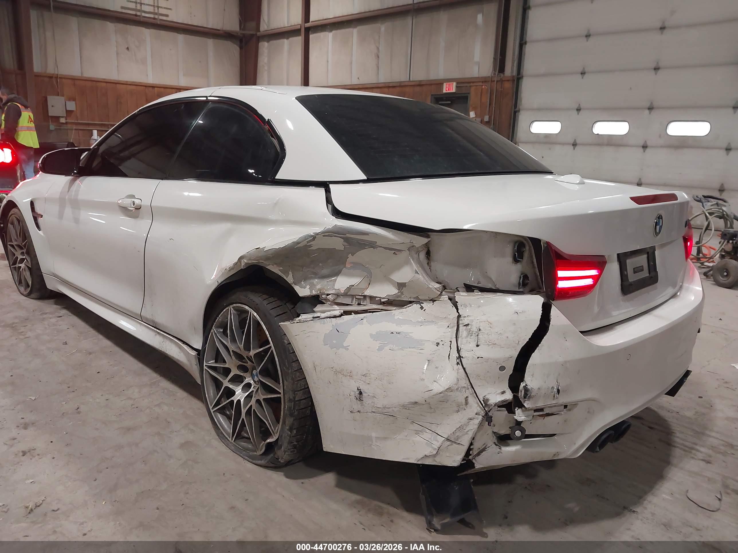 BMW M4 image 6