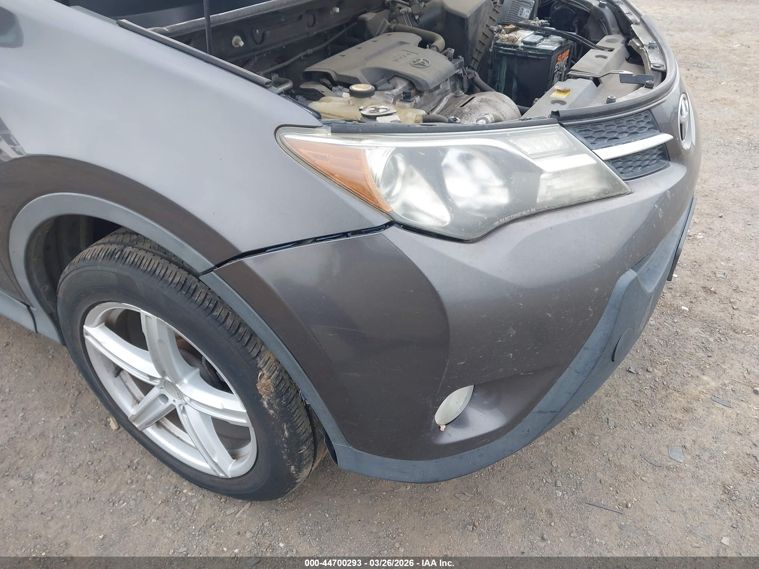 TOYOTA RAV4 image 6