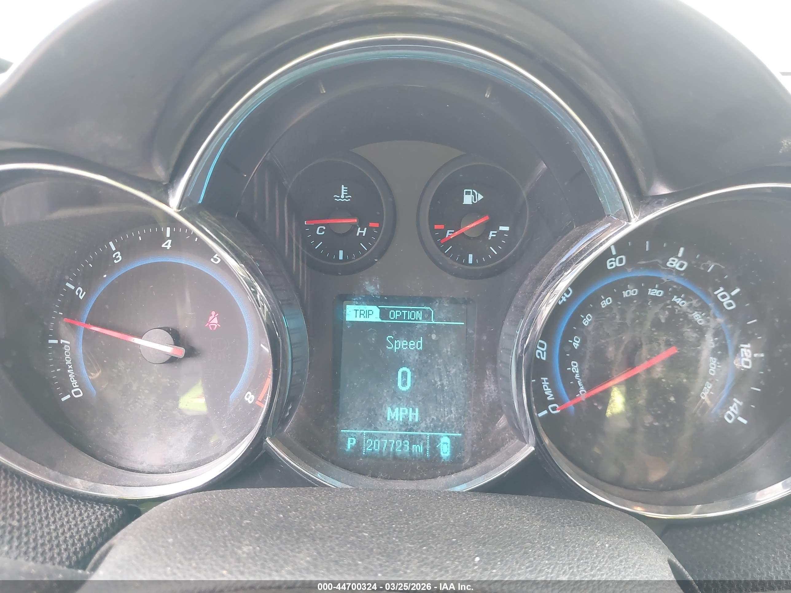 CHEVROLET CRUZE image 7